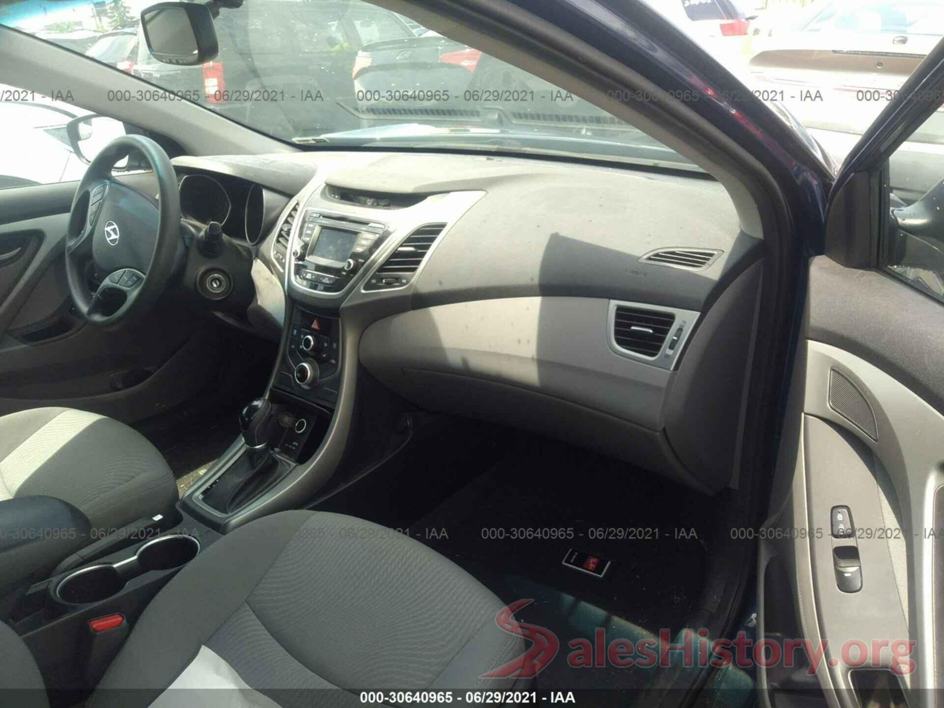 5NPDH4AE4GH684043 2016 HYUNDAI ELANTRA