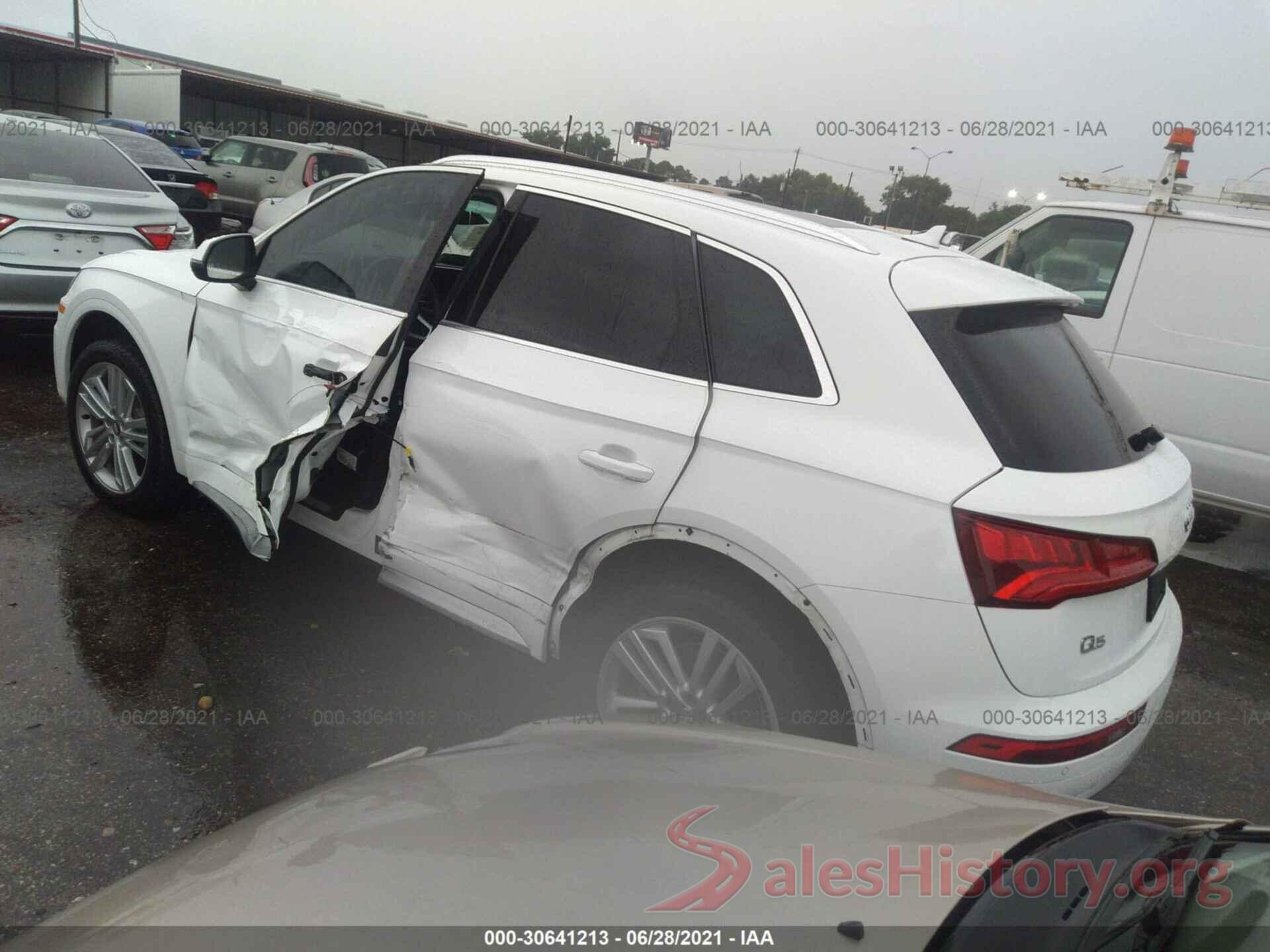 WA1BNAFY7J2094326 2018 AUDI Q5