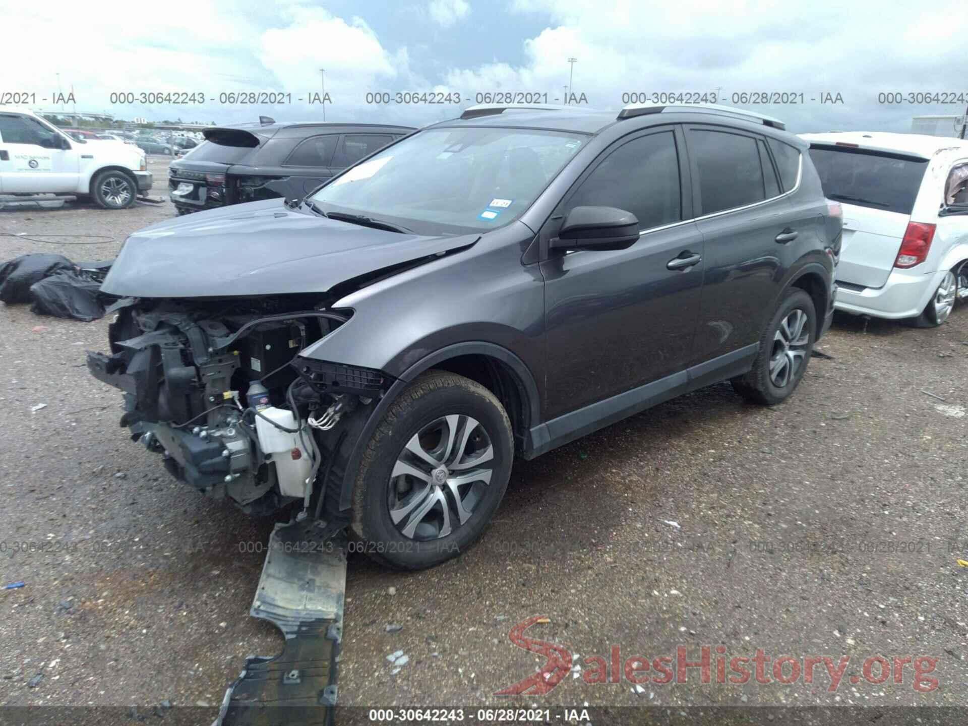 JTMZFREV5HJ701153 2017 TOYOTA RAV4