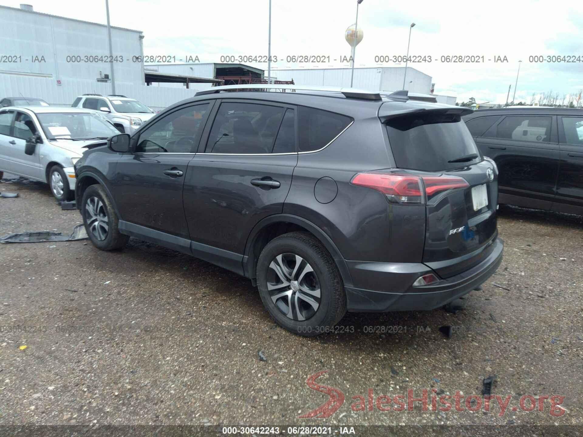 JTMZFREV5HJ701153 2017 TOYOTA RAV4