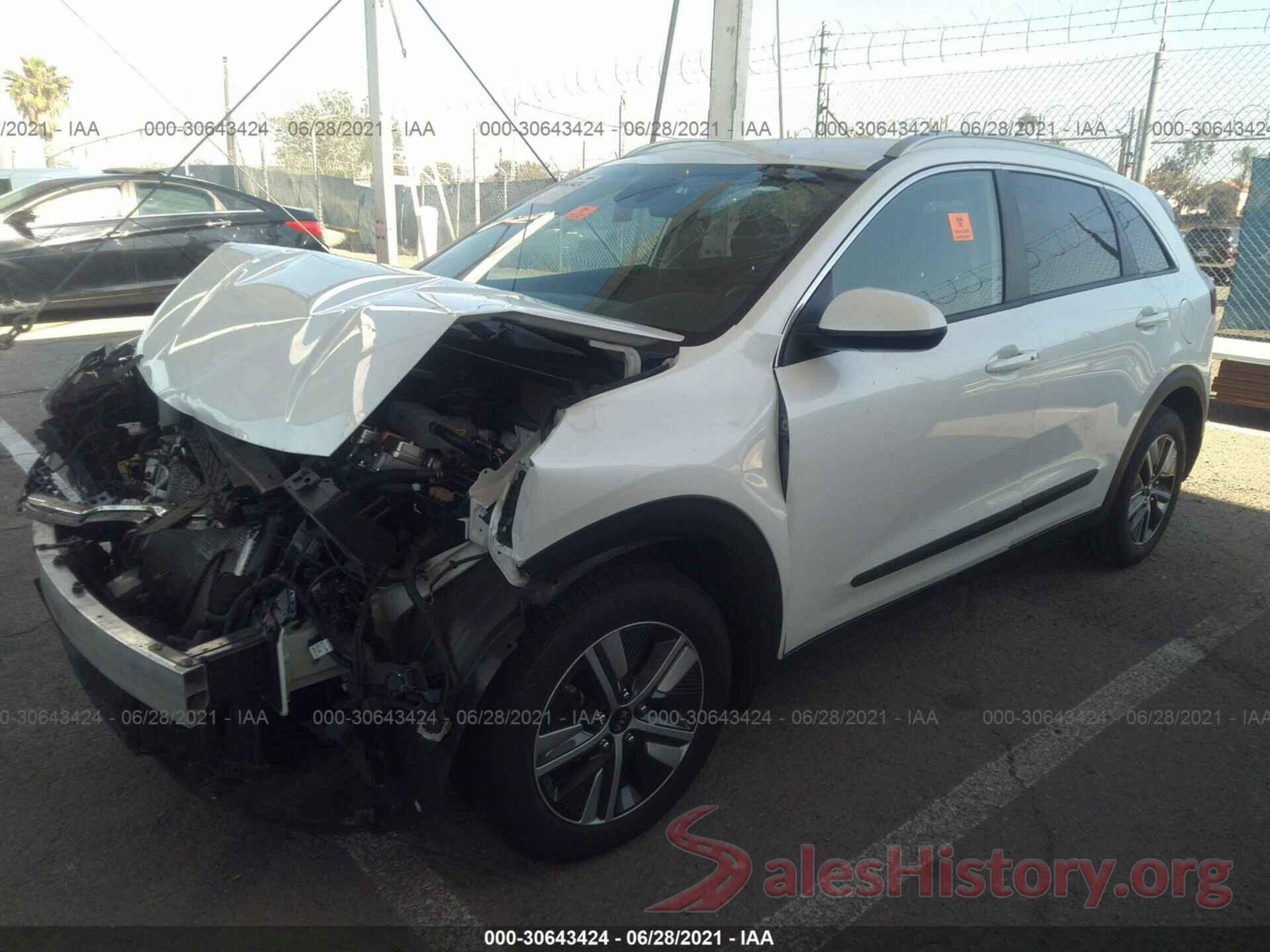 KNDCB3LC7L5375440 2020 KIA NIRO