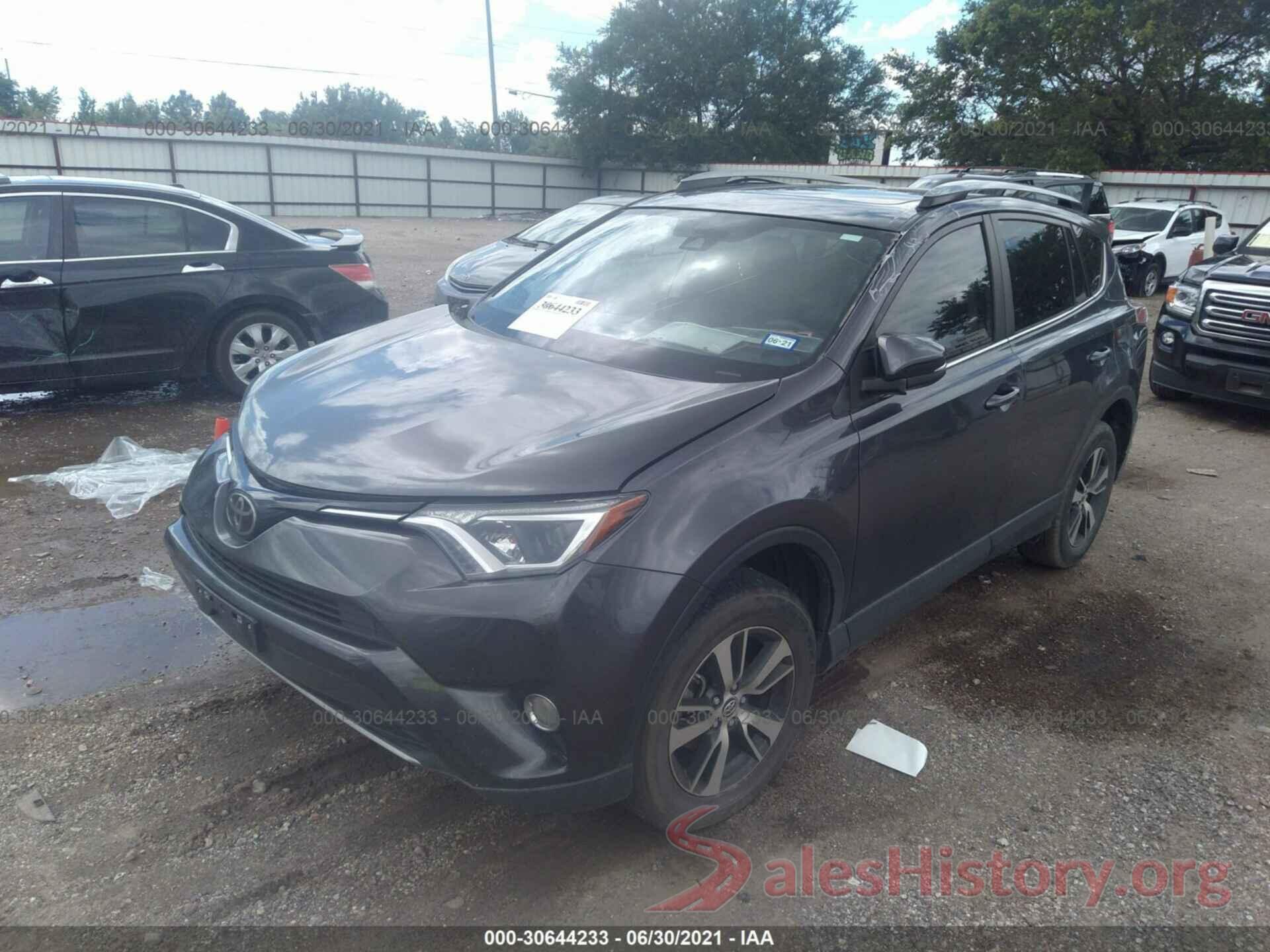 JTMWFREV9JJ733905 2018 TOYOTA RAV4