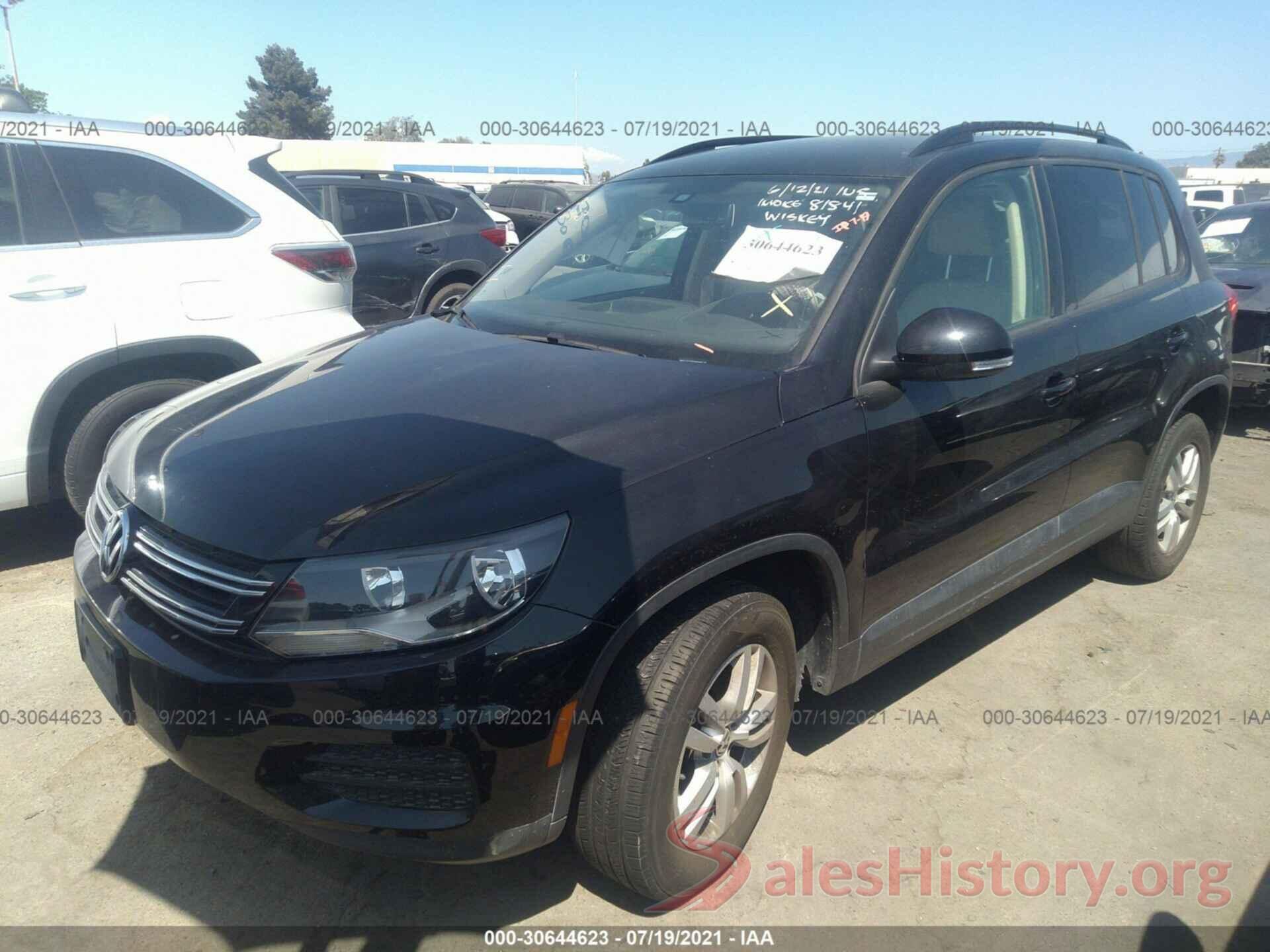 WVGAV7AX5HK006110 2017 VOLKSWAGEN TIGUAN