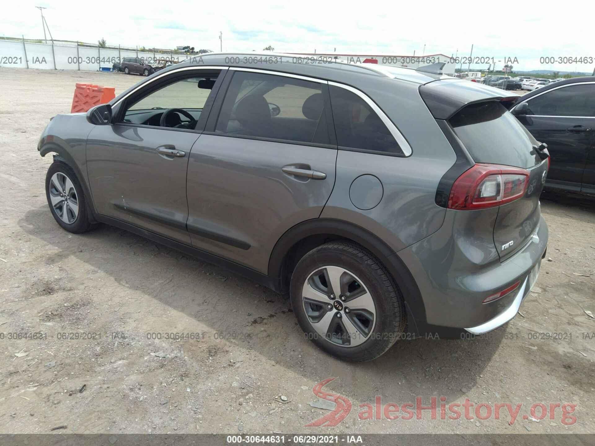 KNDCB3LC8H5066020 2017 KIA NIRO