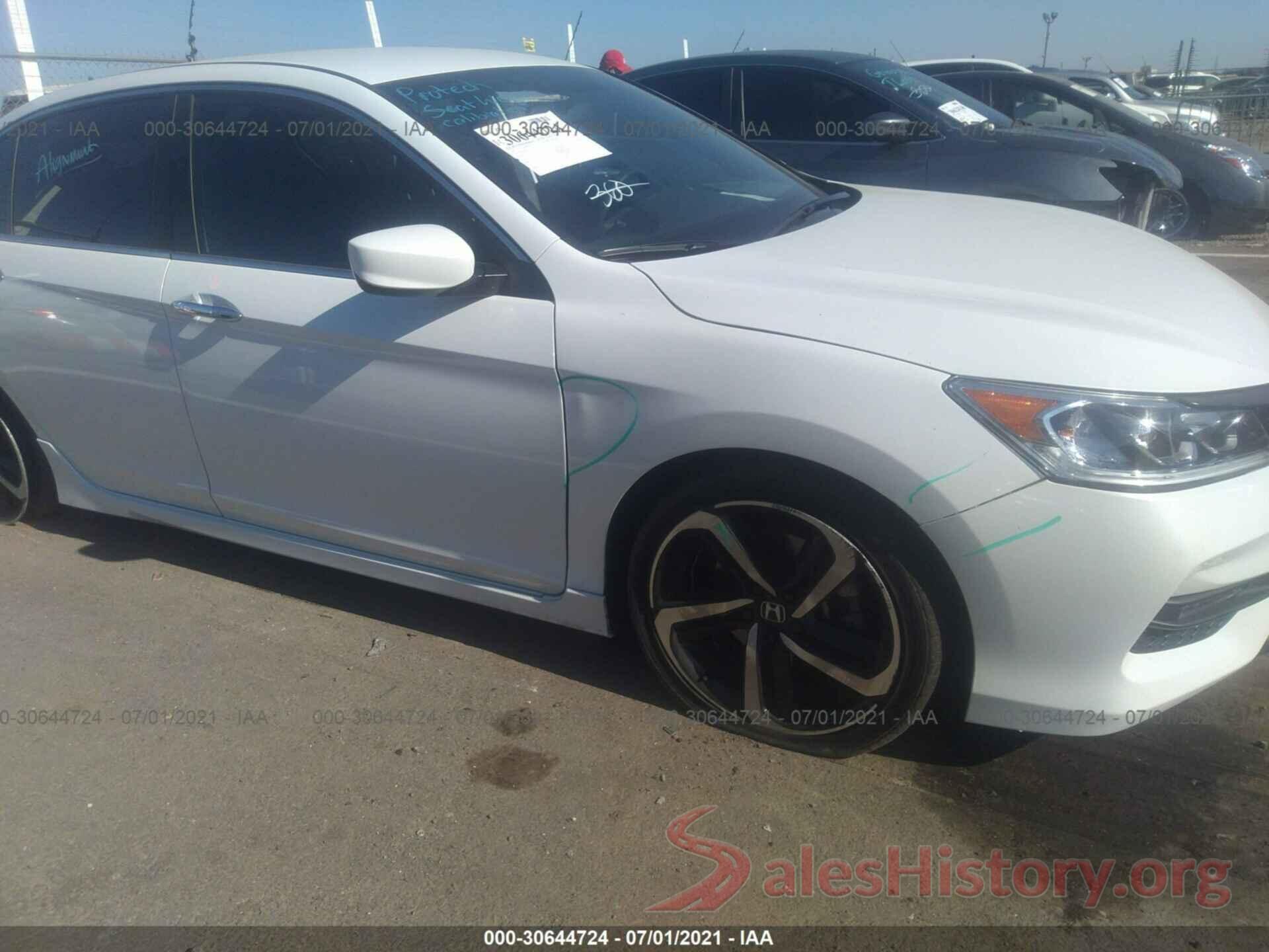 1HGCR2F12HA272376 2017 HONDA ACCORD SEDAN