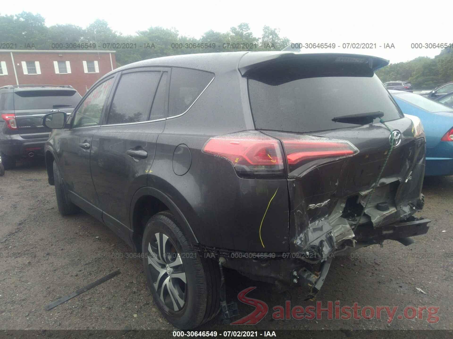 JTMBFREV9JJ217137 2018 TOYOTA RAV4