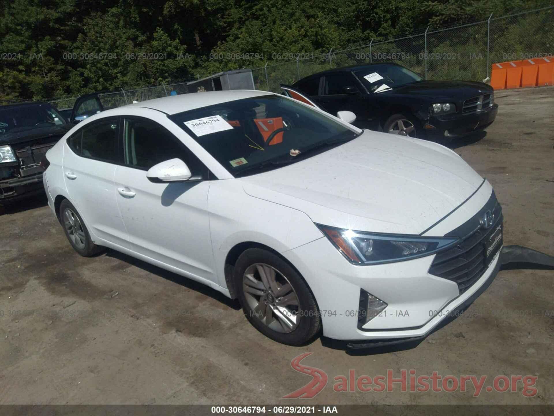 5NPD84LF2KH472997 2019 HYUNDAI ELANTRA