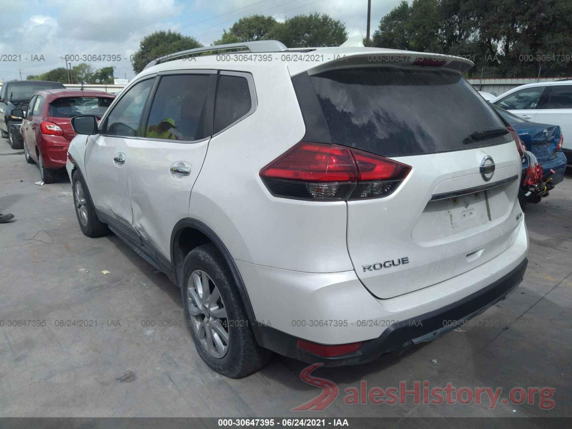 KNMAT2MV7HP606587 2017 NISSAN ROGUE