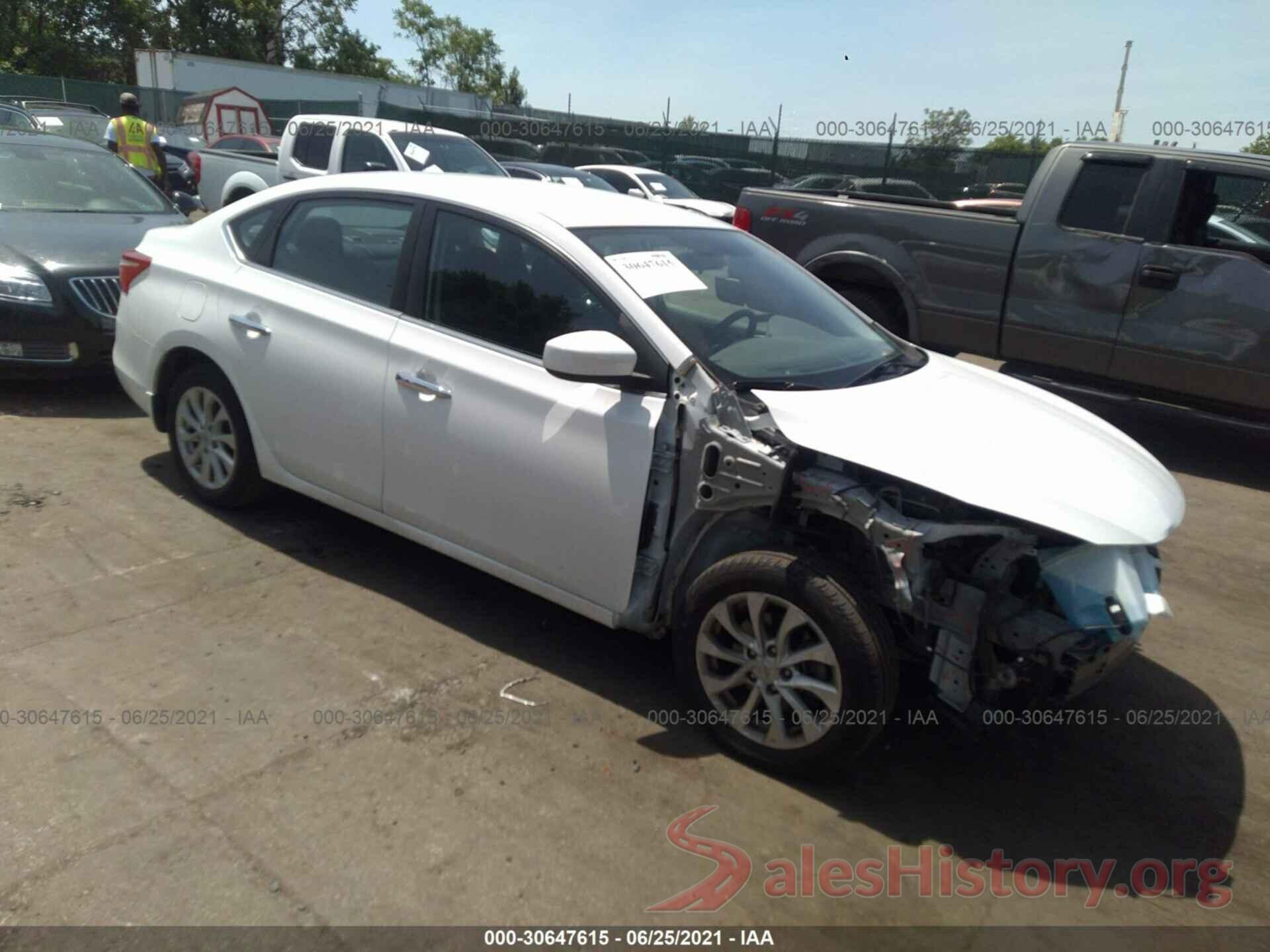 3N1AB7AP1JY236881 2018 NISSAN SENTRA