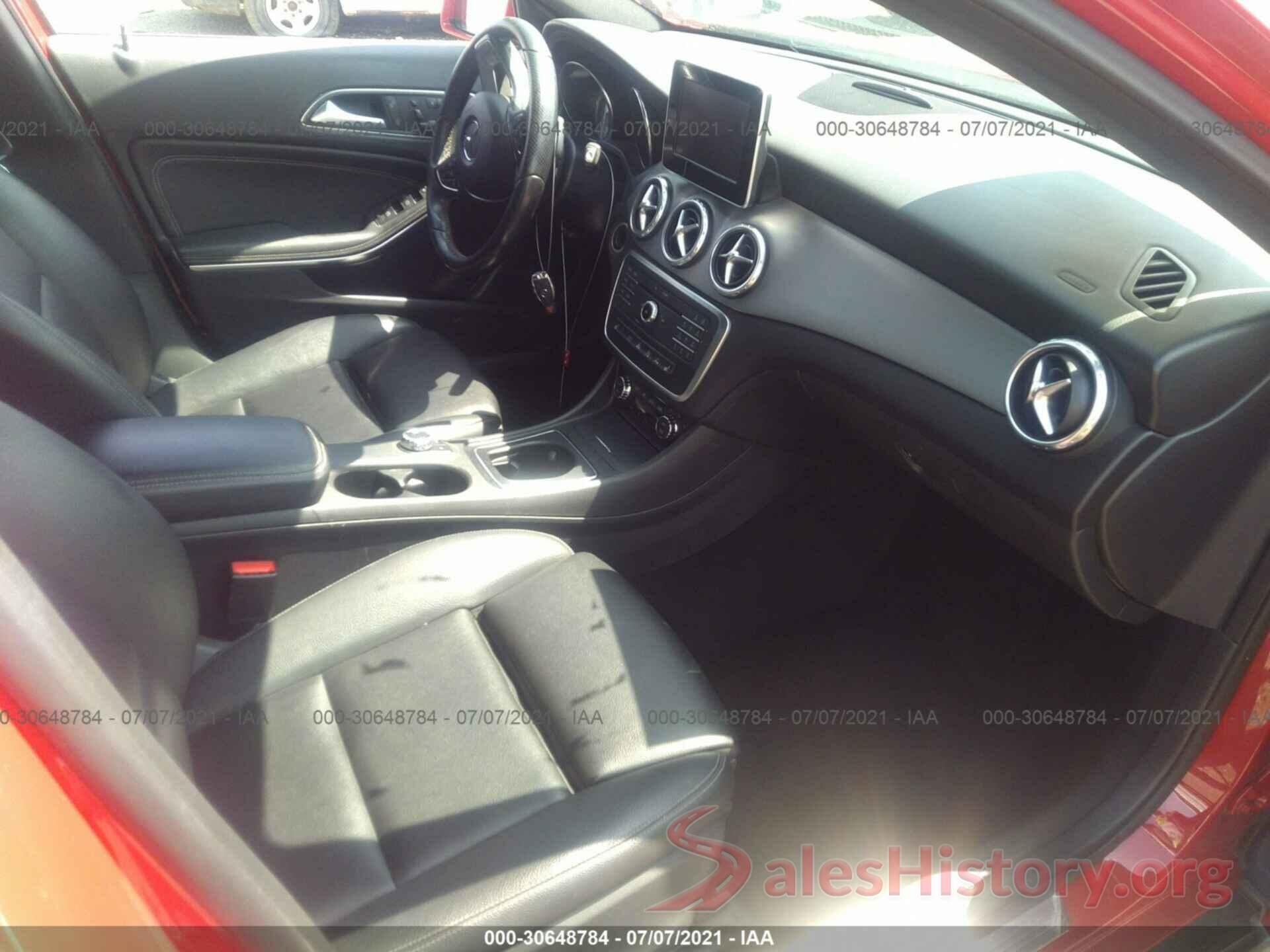 WDCTG4EB5HJ354865 2017 MERCEDES-BENZ GLA