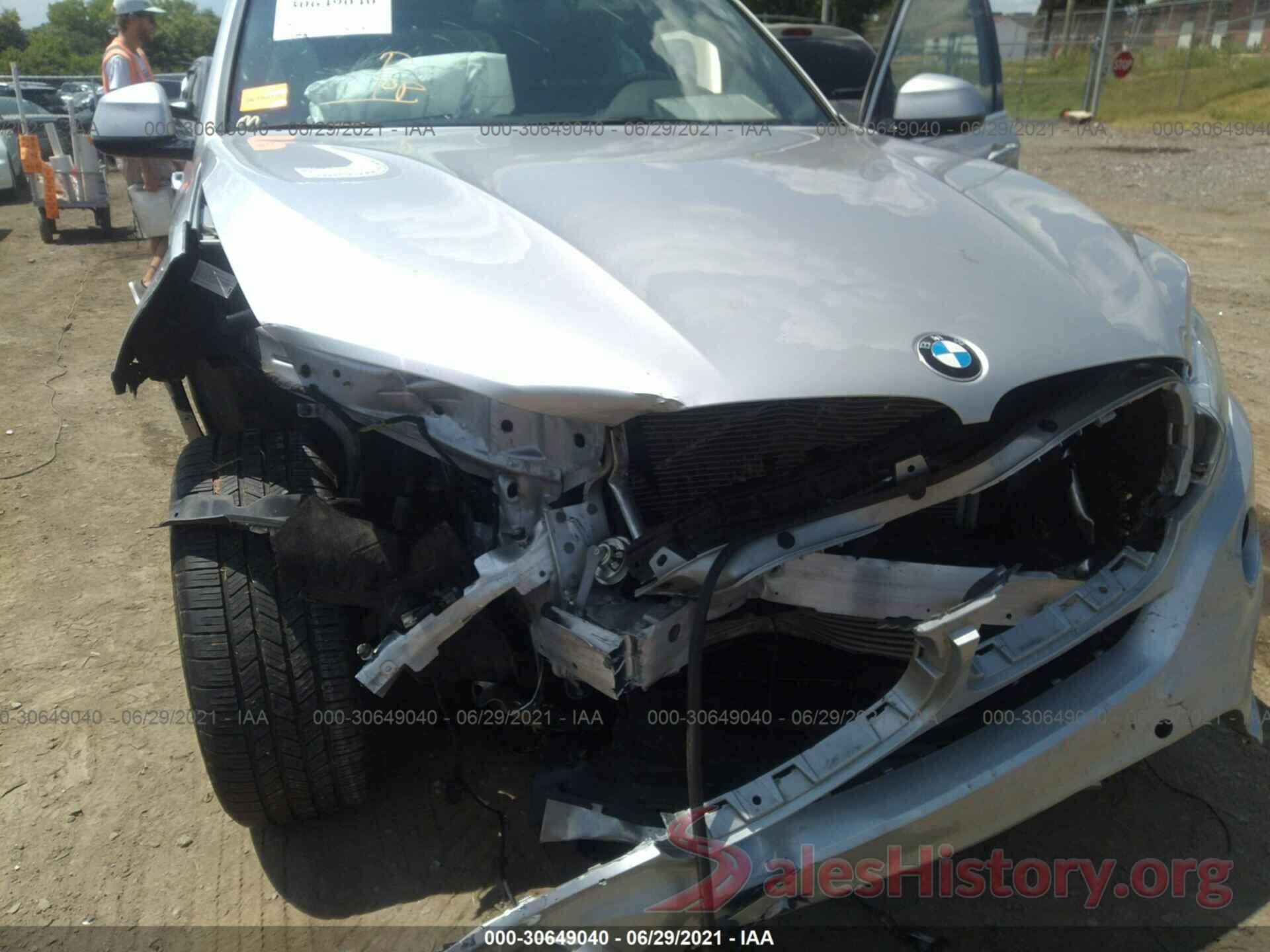 5UXKR0C53J0Y01401 2018 BMW X5