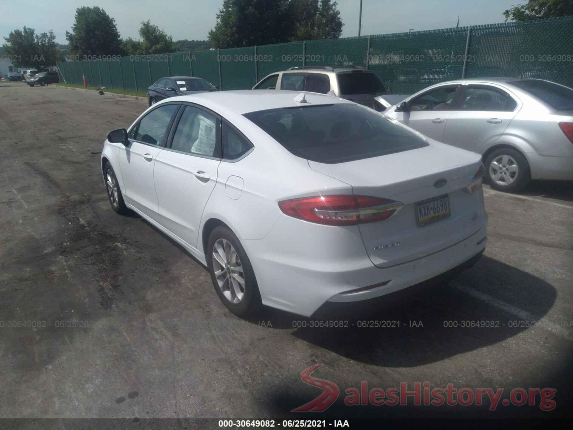 3FA6P0HDXKR158688 2019 FORD FUSION