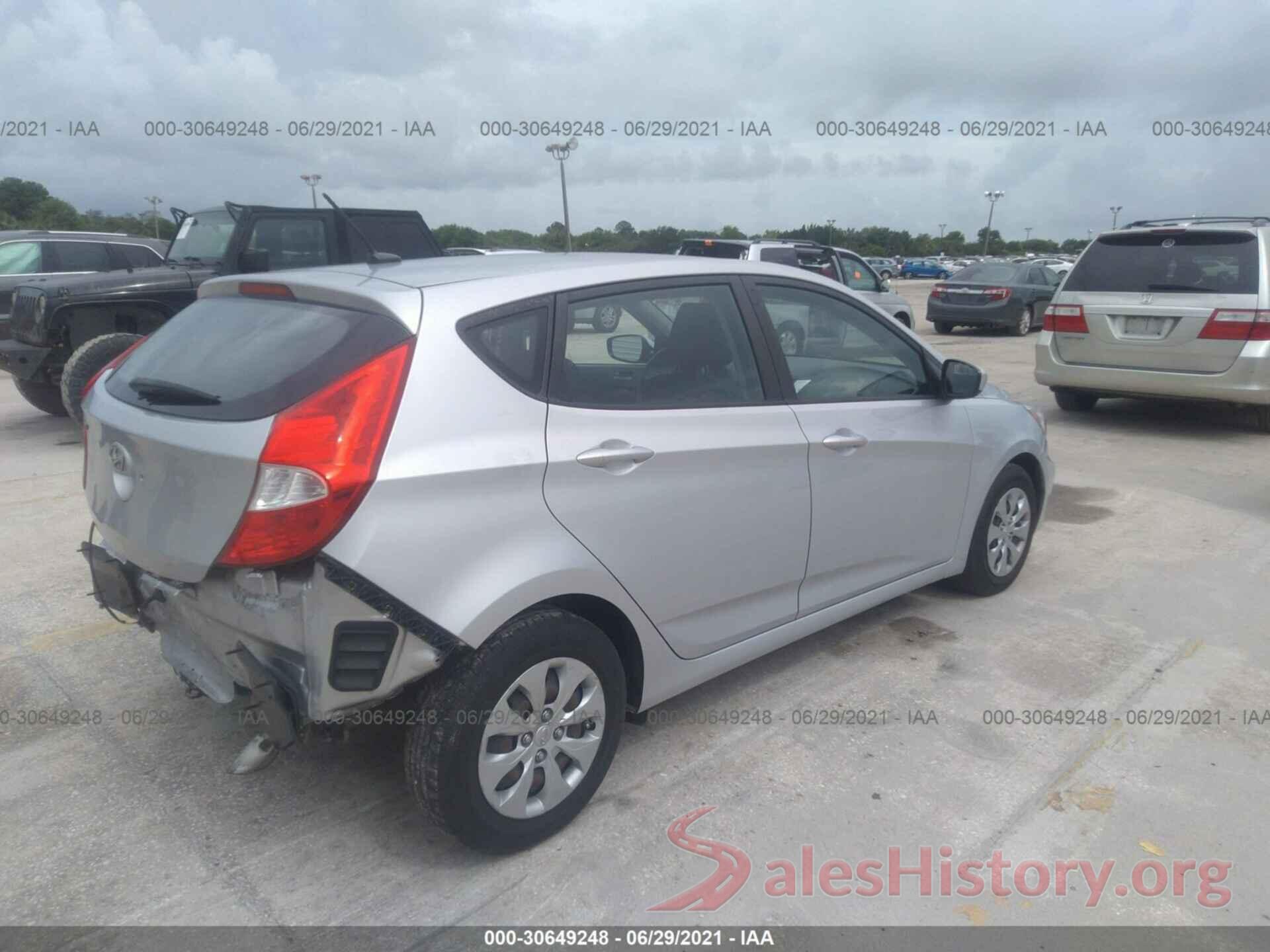 KMHCT5AE9HU315956 2017 HYUNDAI ACCENT