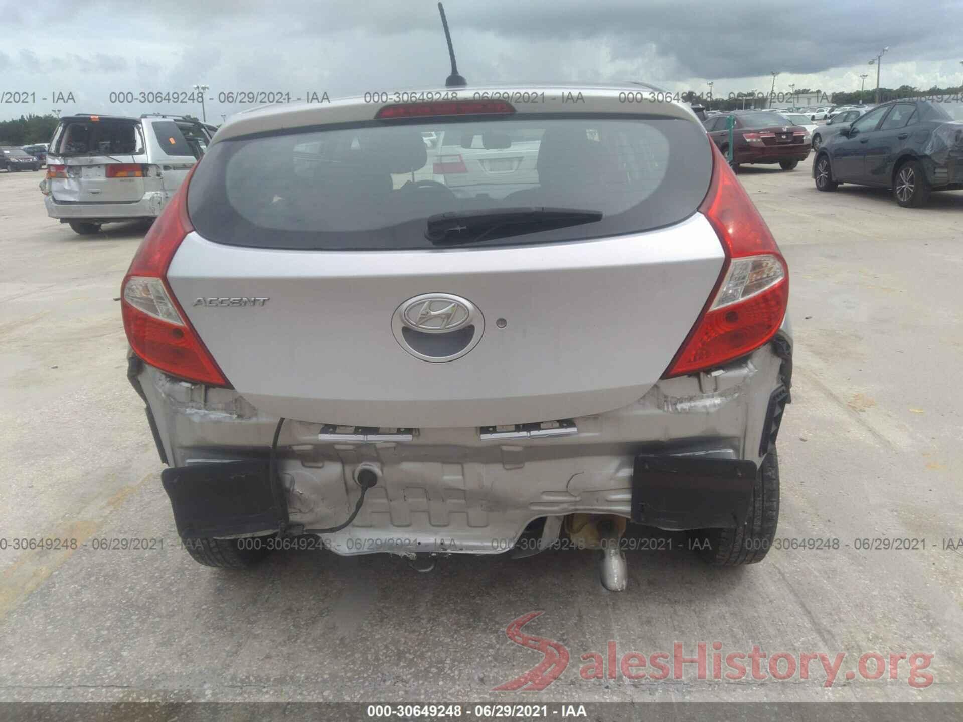 KMHCT5AE9HU315956 2017 HYUNDAI ACCENT