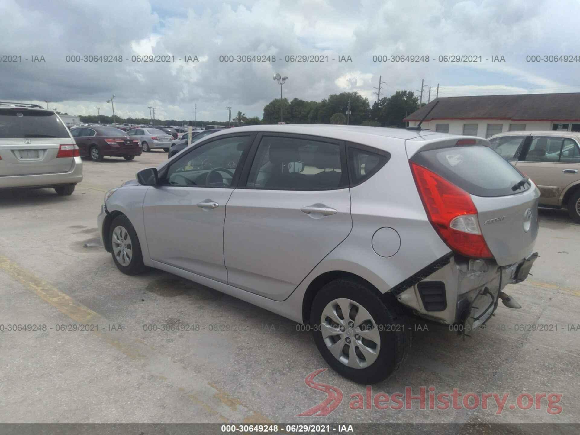 KMHCT5AE9HU315956 2017 HYUNDAI ACCENT