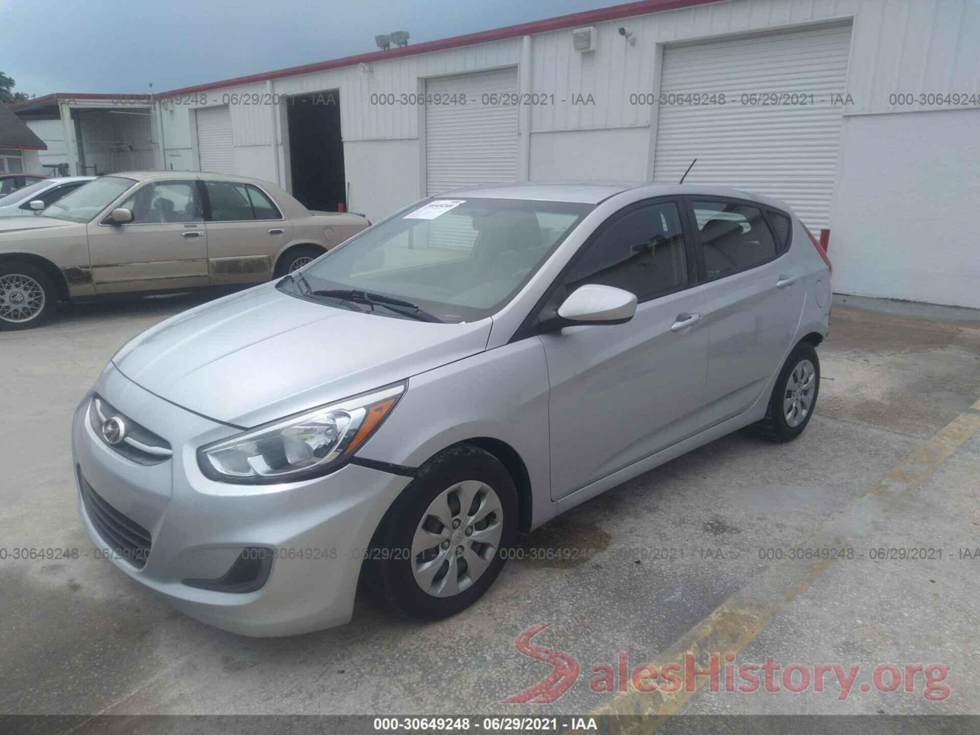 KMHCT5AE9HU315956 2017 HYUNDAI ACCENT