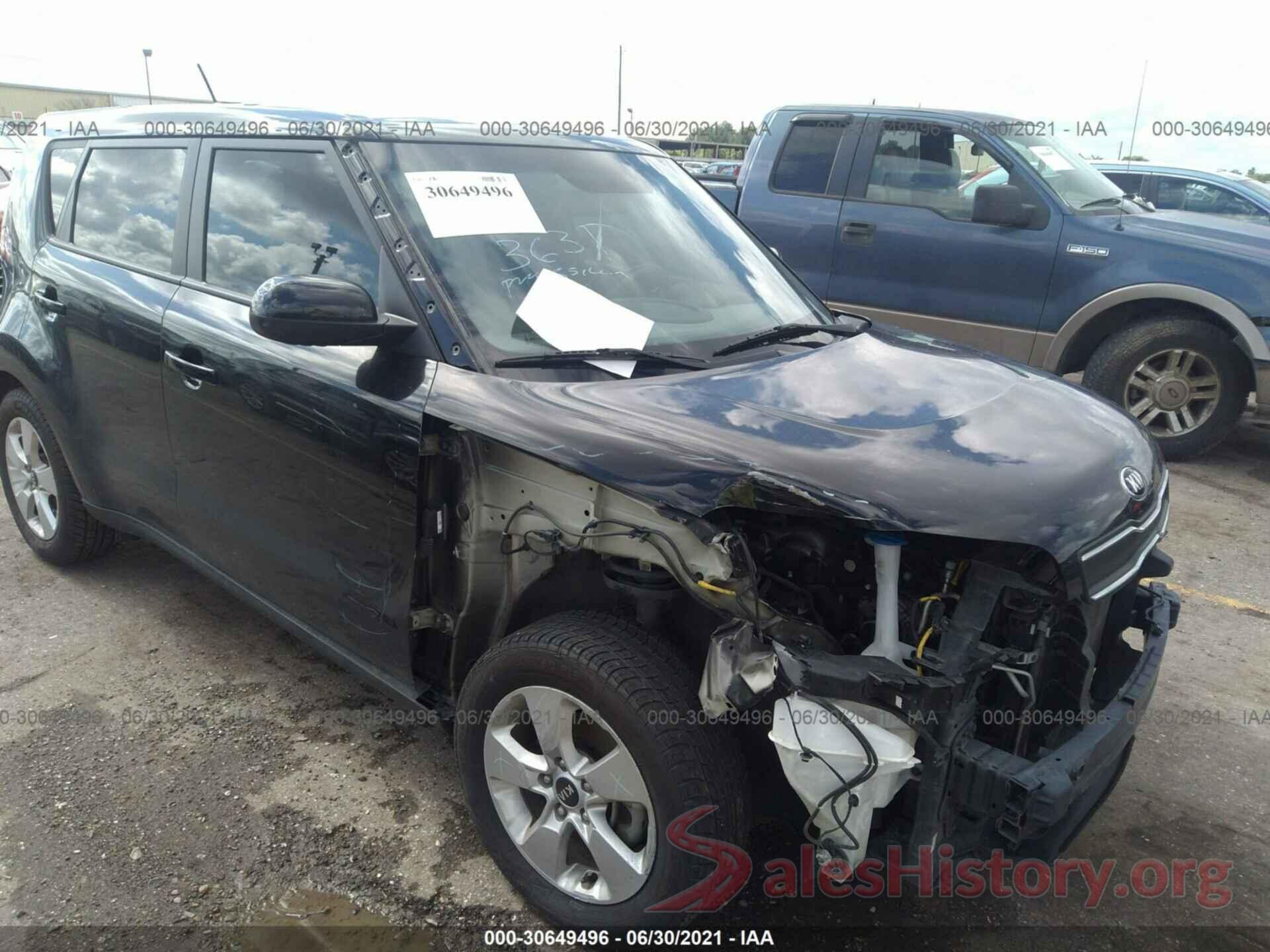 KNDJN2A21J7599260 2018 KIA SOUL