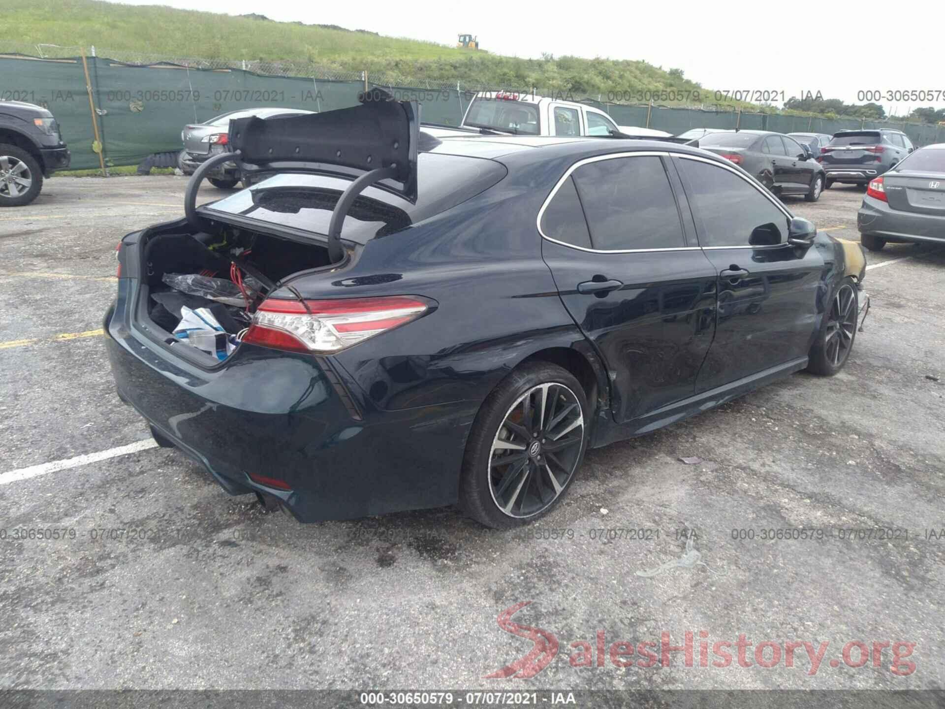 4T1B61HK6KU246643 2019 TOYOTA CAMRY