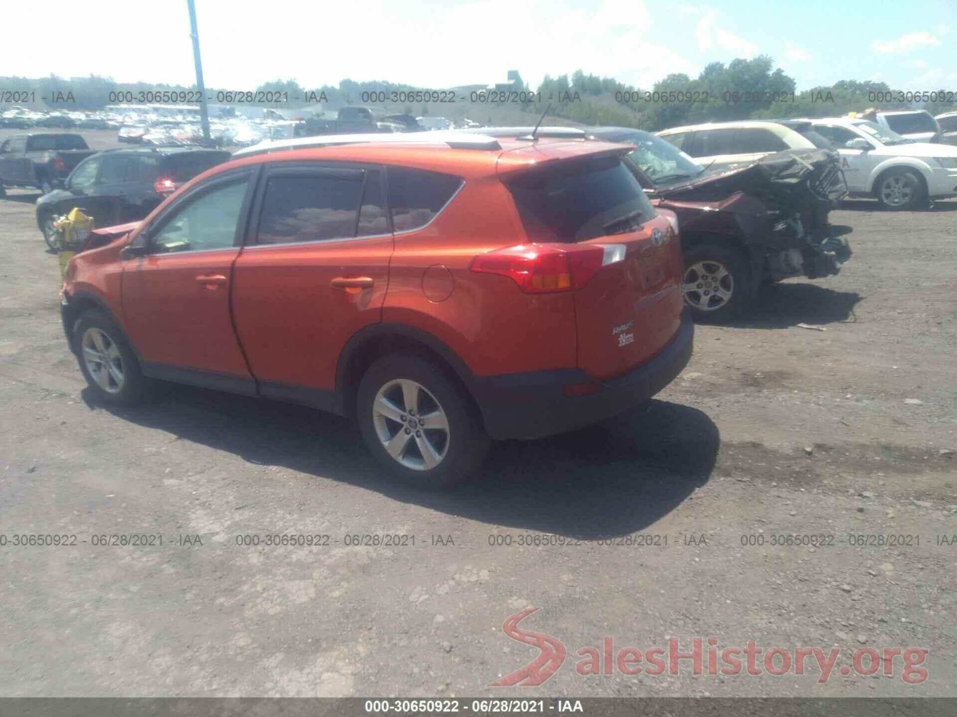 2T3RFREV1FW294348 2015 TOYOTA RAV4