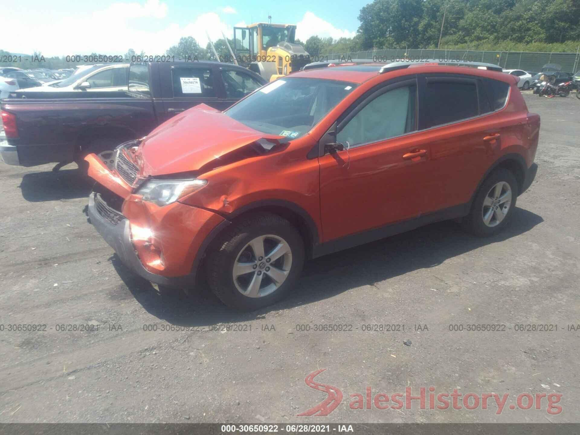 2T3RFREV1FW294348 2015 TOYOTA RAV4