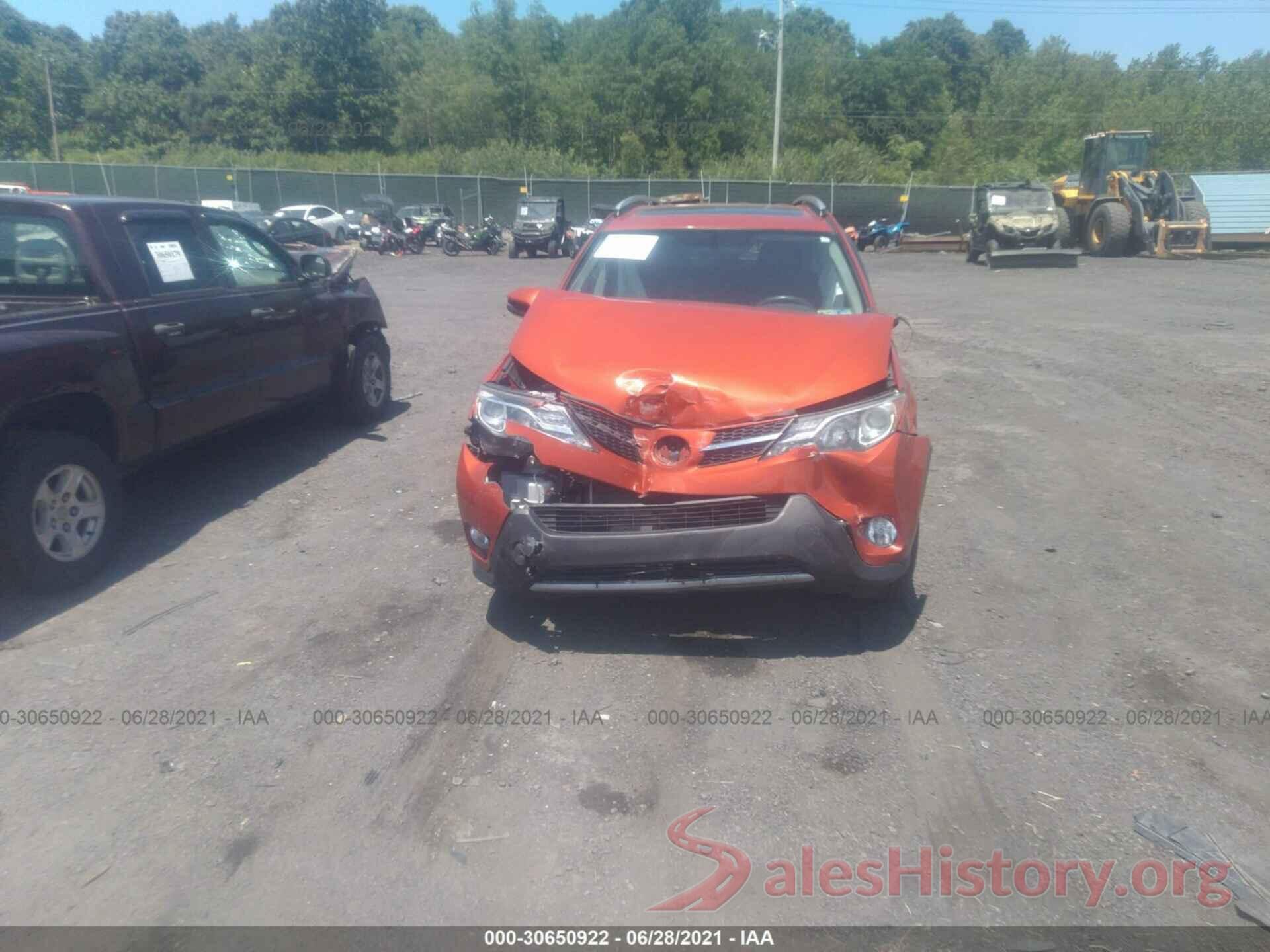 2T3RFREV1FW294348 2015 TOYOTA RAV4