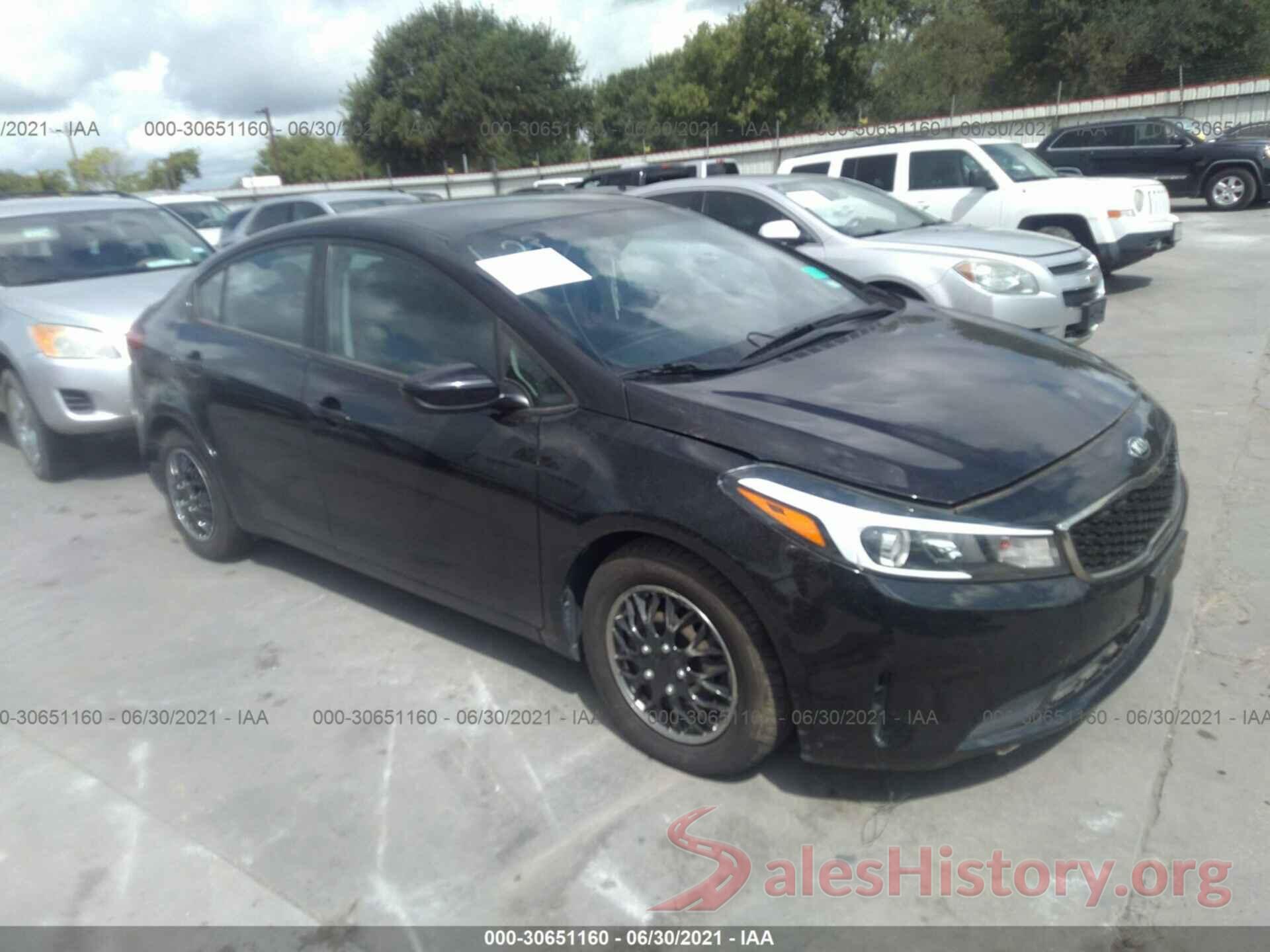 3KPFK4A7XHE038426 2017 KIA FORTE