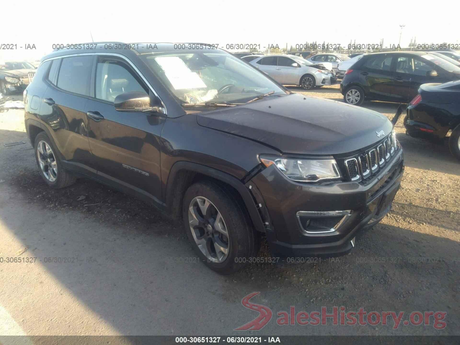 3C4NJCCB6KT772686 2019 JEEP COMPASS