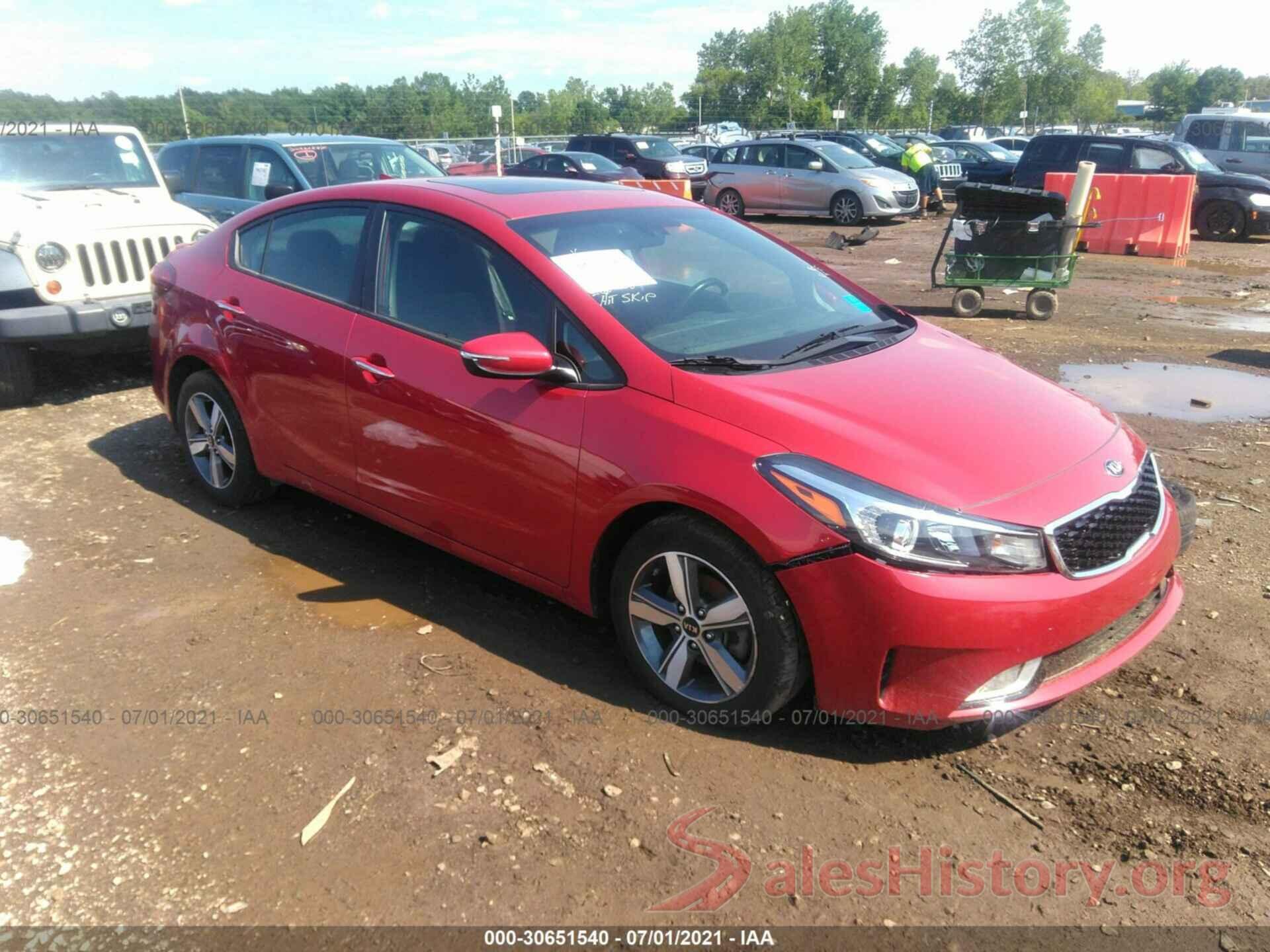 3KPFL4A72JE268268 2018 KIA FORTE