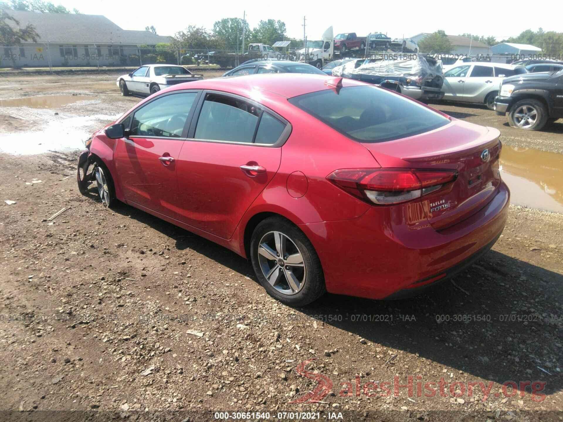 3KPFL4A72JE268268 2018 KIA FORTE