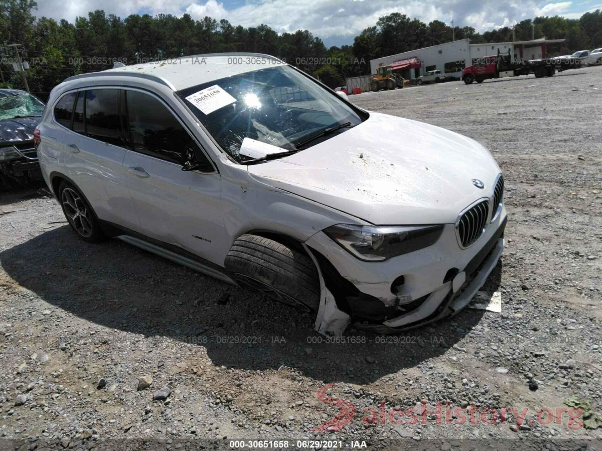 WBXHU7C31J5H42357 2018 BMW X1