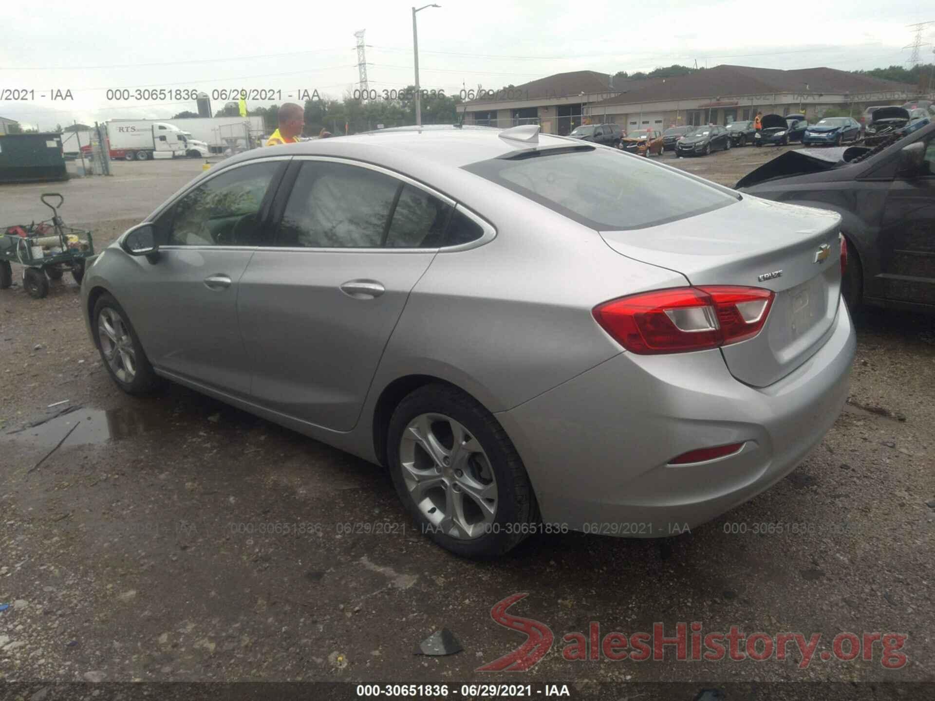 1G1BF5SMXH7165702 2017 CHEVROLET CRUZE