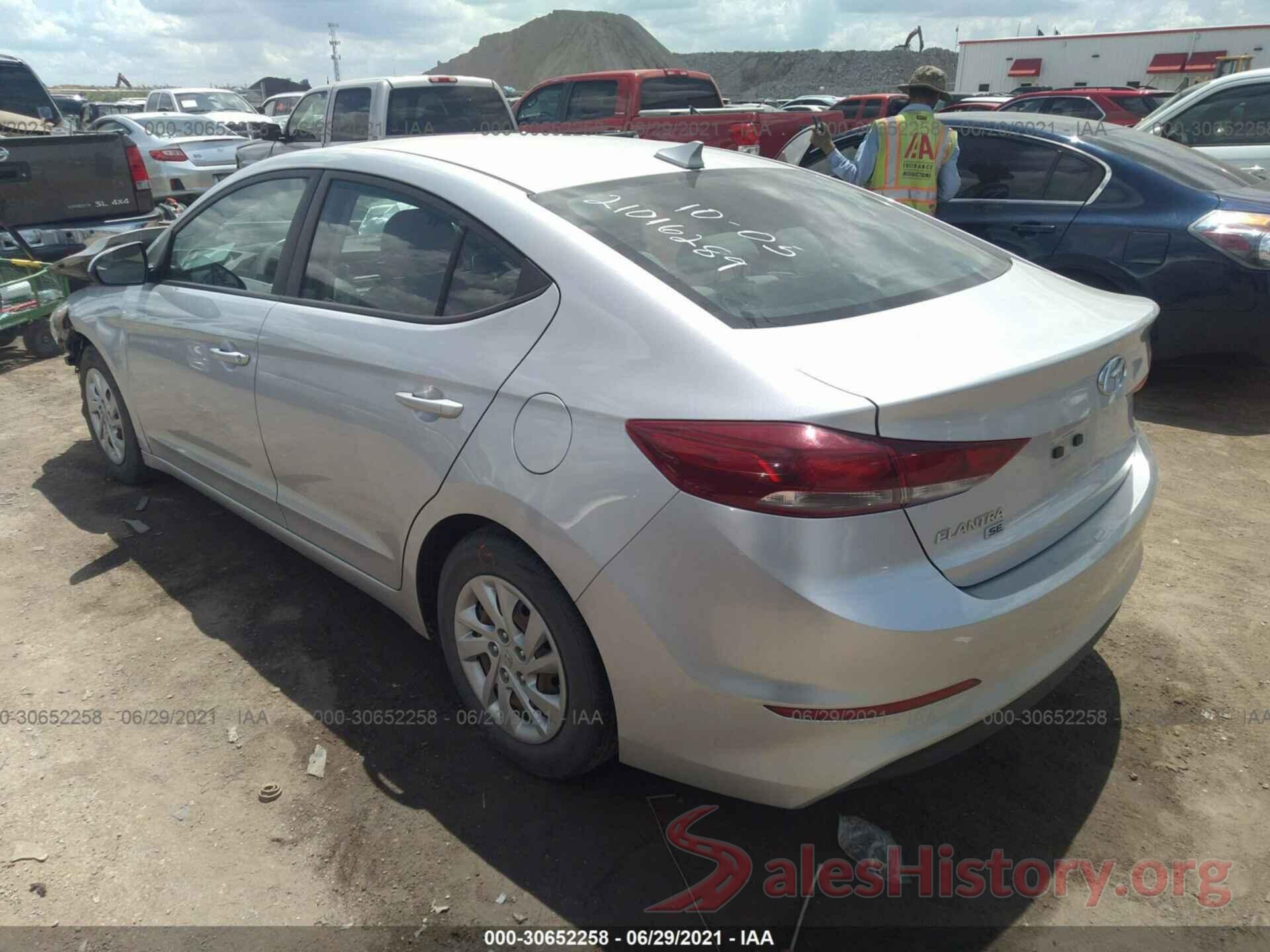 5NPD74LF7HH103919 2017 HYUNDAI ELANTRA