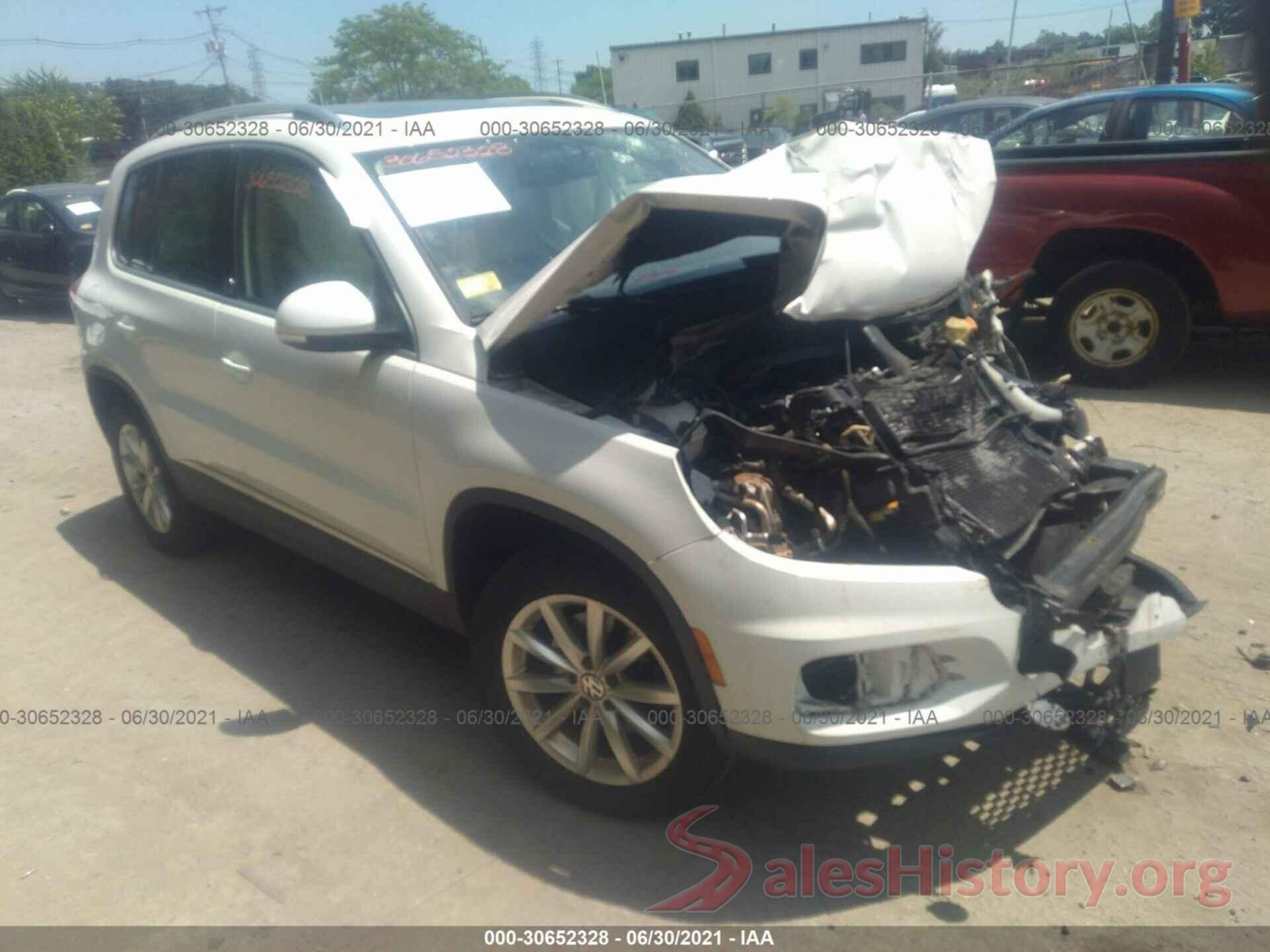 WVGSV7AX2HK015089 2017 VOLKSWAGEN TIGUAN