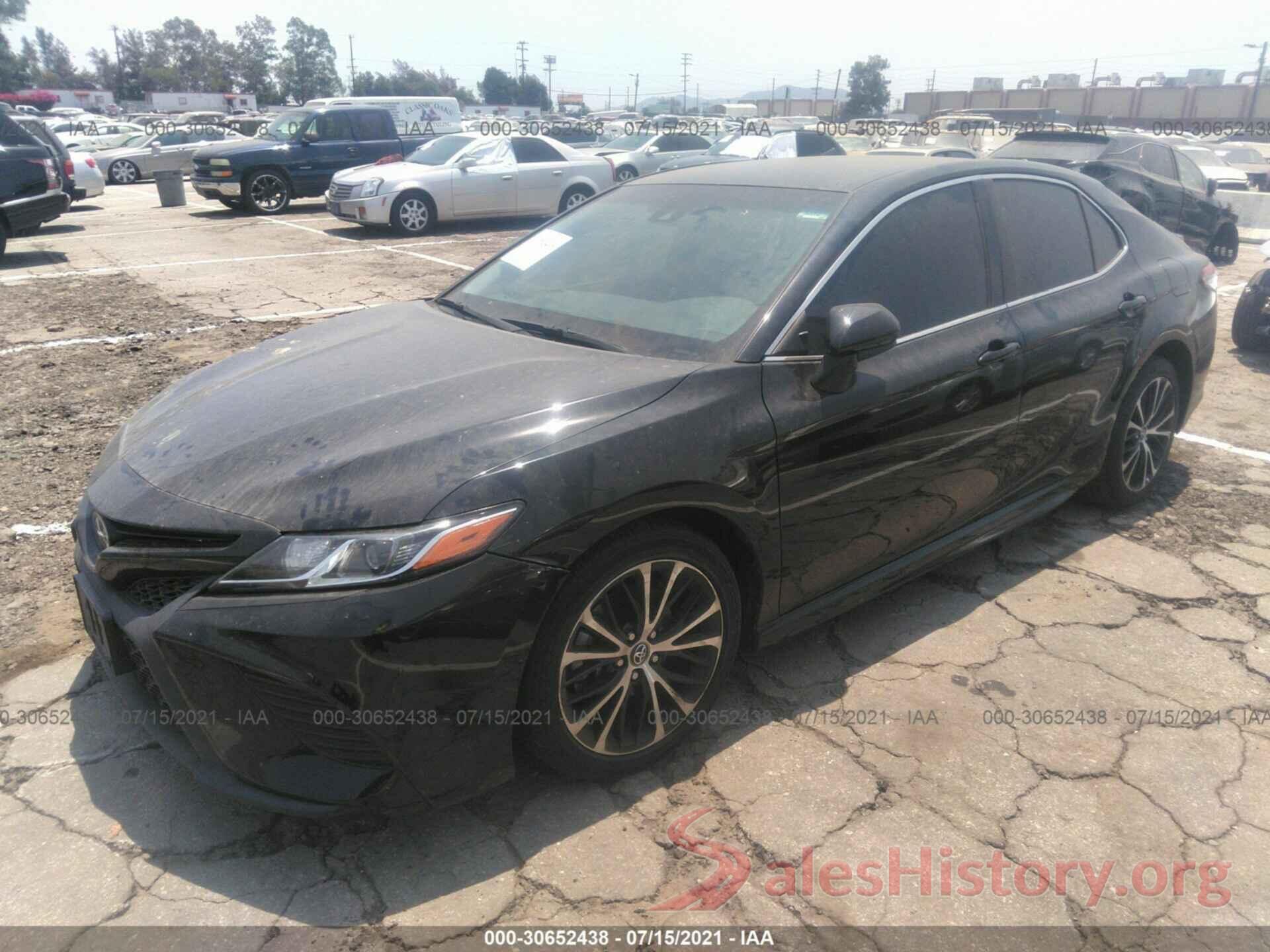 4T1B11HK7JU618309 2018 TOYOTA CAMRY