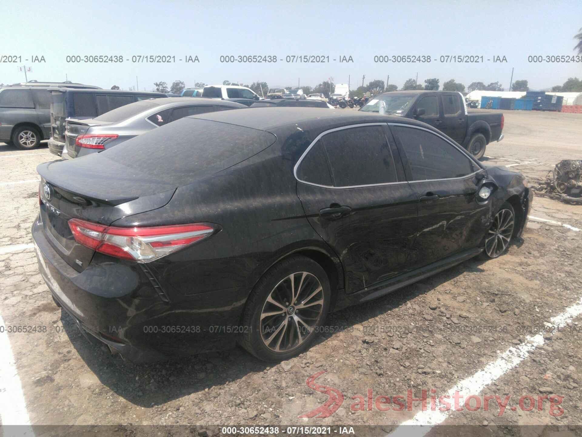 4T1B11HK7JU618309 2018 TOYOTA CAMRY