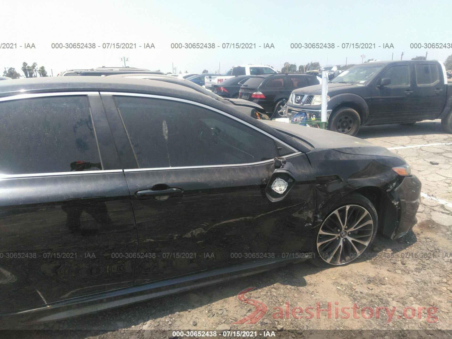 4T1B11HK7JU618309 2018 TOYOTA CAMRY