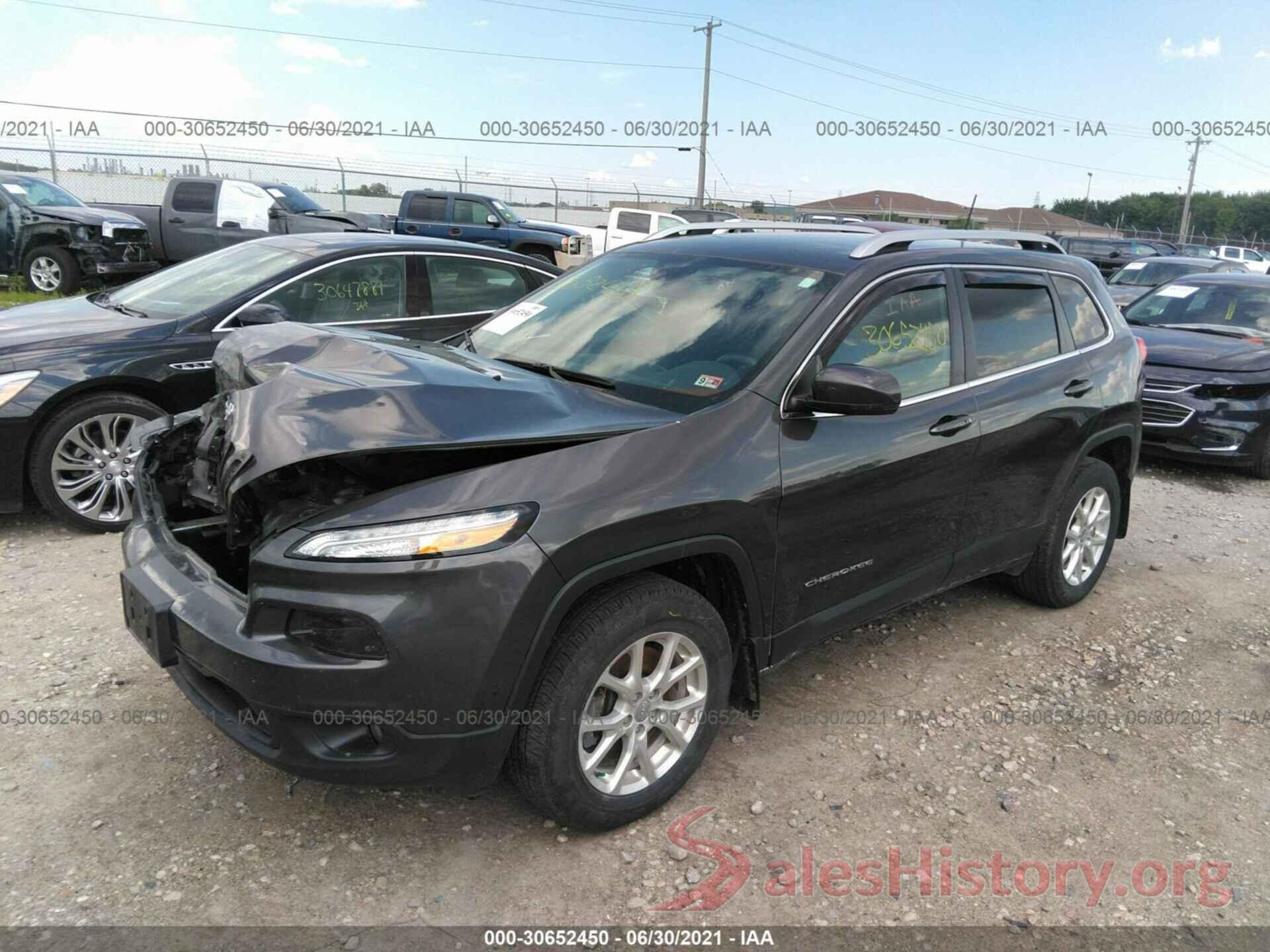 1C4PJMCB8HW543377 2017 JEEP CHEROKEE