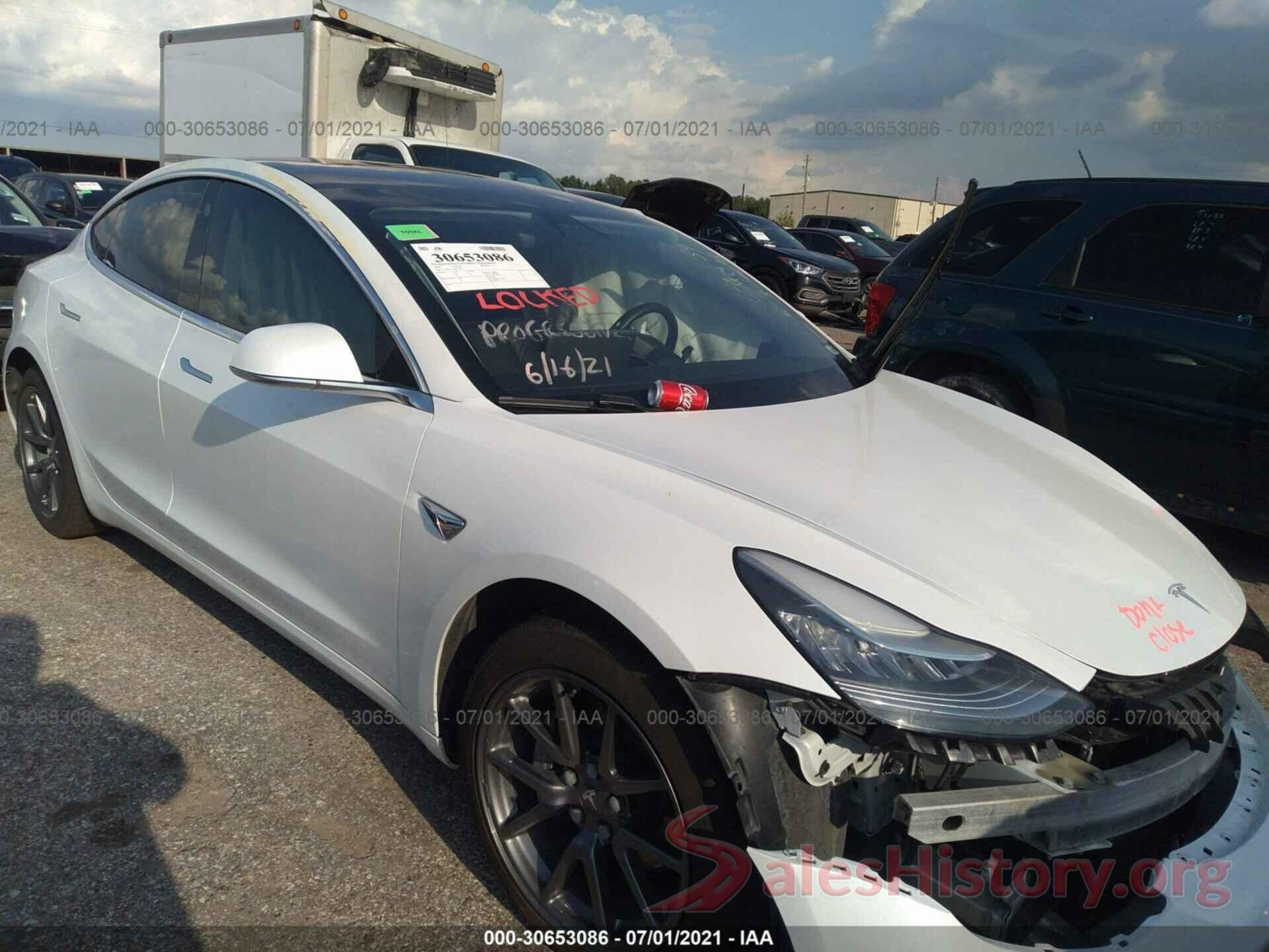 5YJ3E1EA7JF153015 2018 TESLA MODEL 3