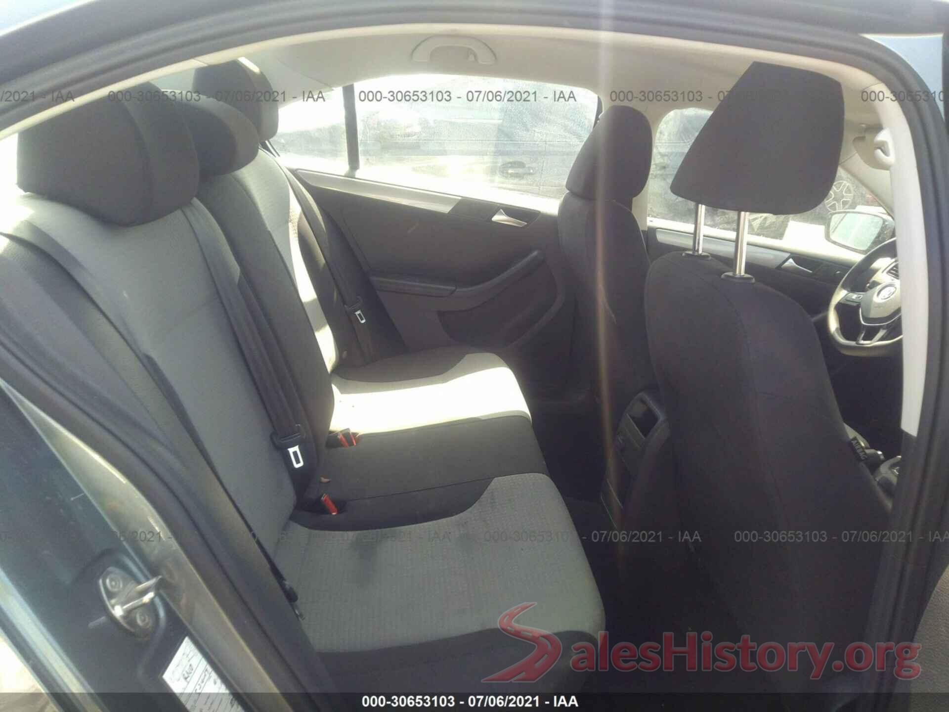 3VW2B7AJ9HM352468 2017 VOLKSWAGEN JETTA