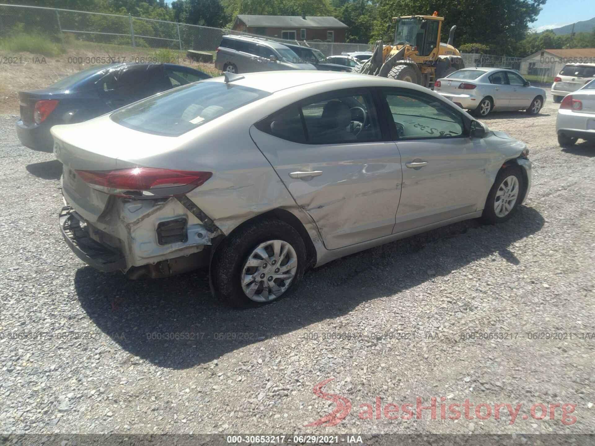 5NPD74LFXHH137563 2017 HYUNDAI ELANTRA