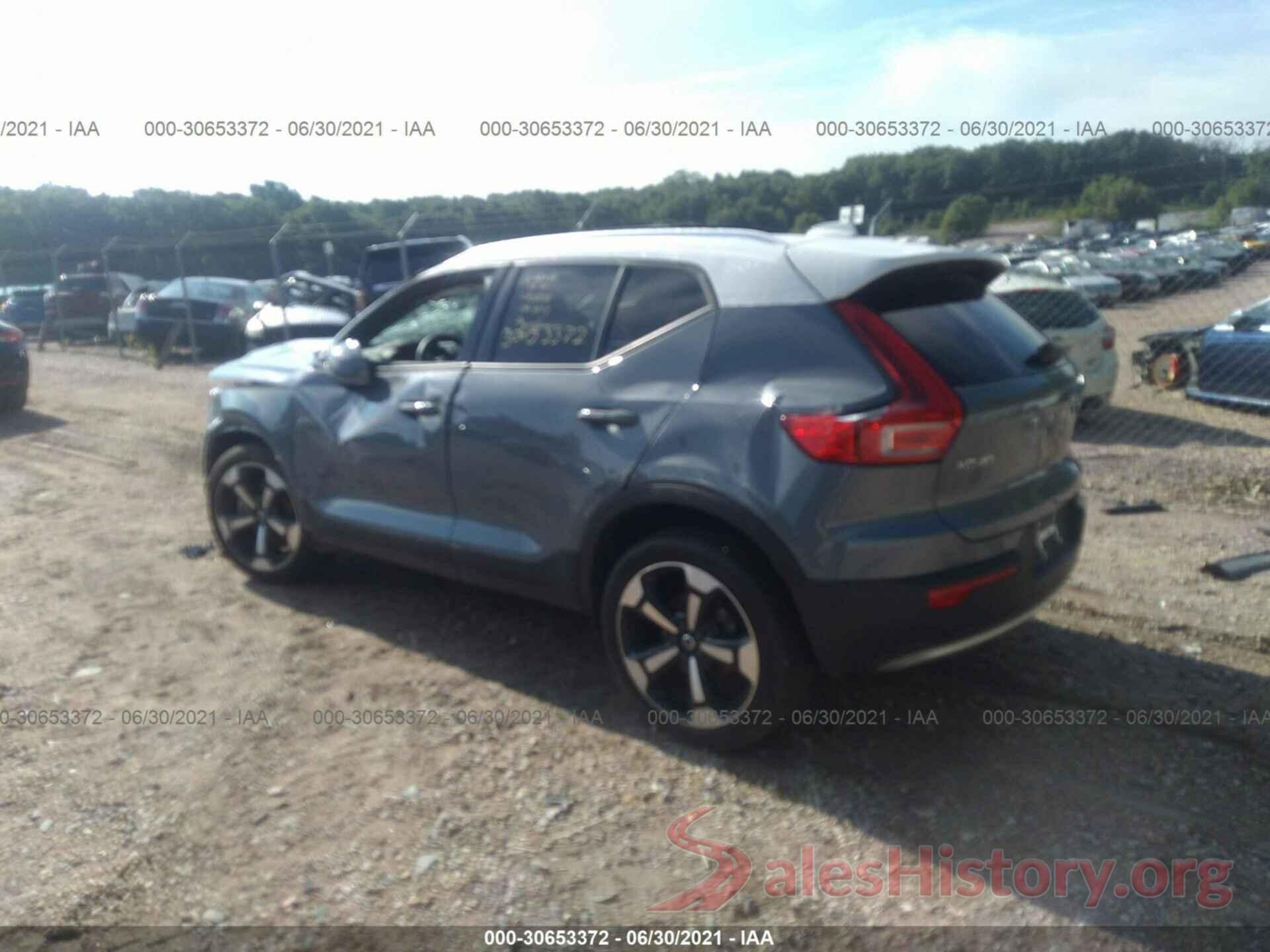 YV4162UK0L2295844 2020 VOLVO XC40