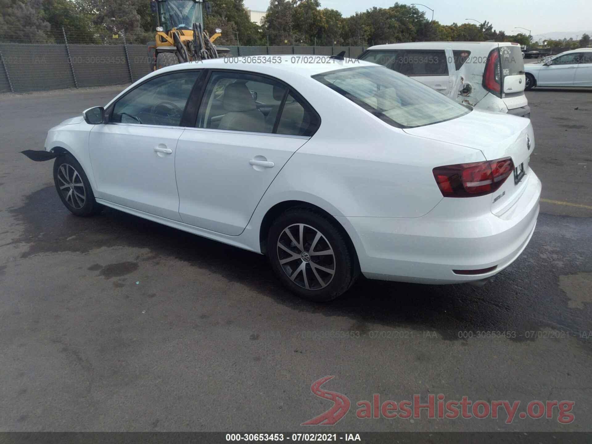 3VWDB7AJ5JM247473 2018 VOLKSWAGEN JETTA