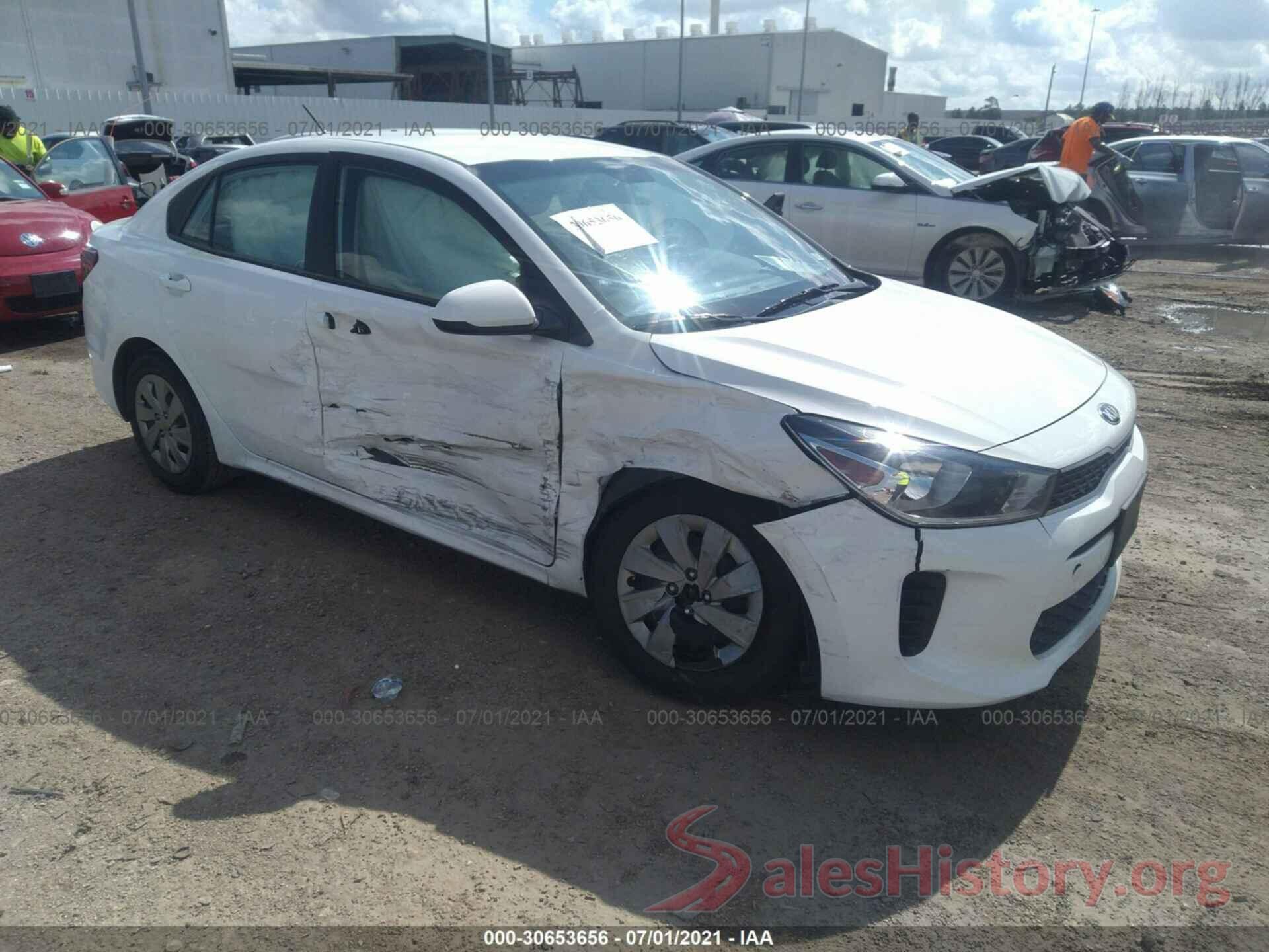 3KPA24AB4KE213646 2019 KIA RIO