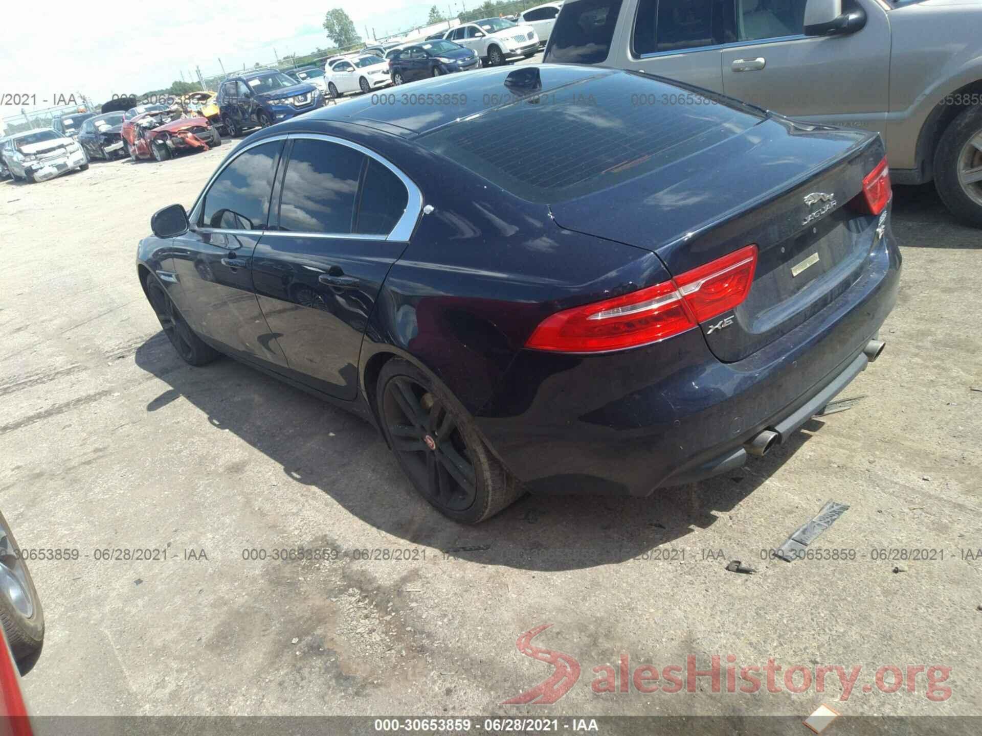 SAJAK4BV6HA960431 2017 JAGUAR XE