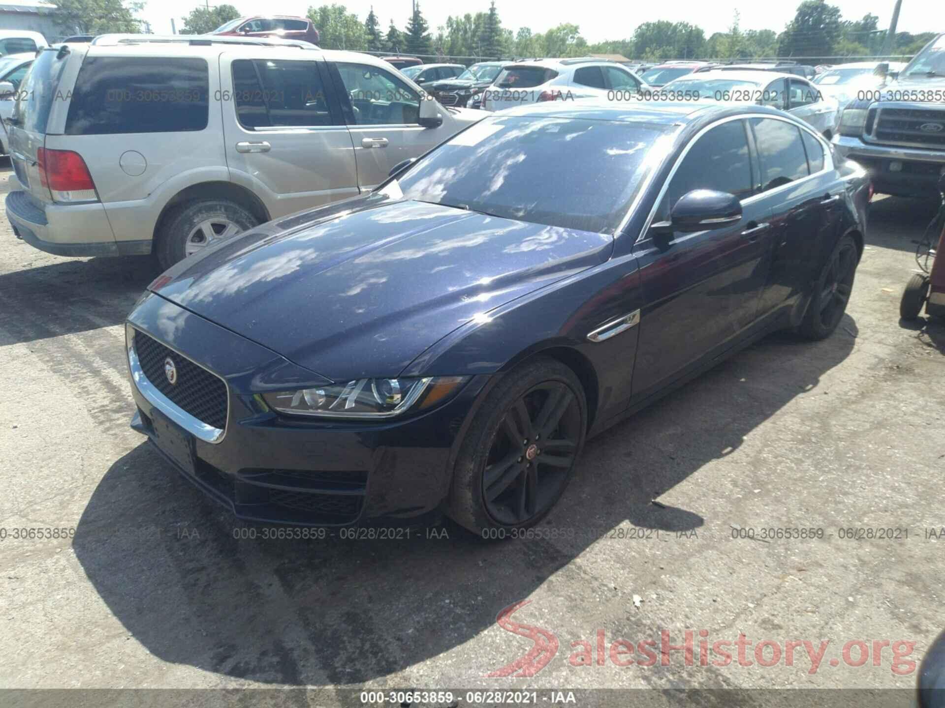 SAJAK4BV6HA960431 2017 JAGUAR XE