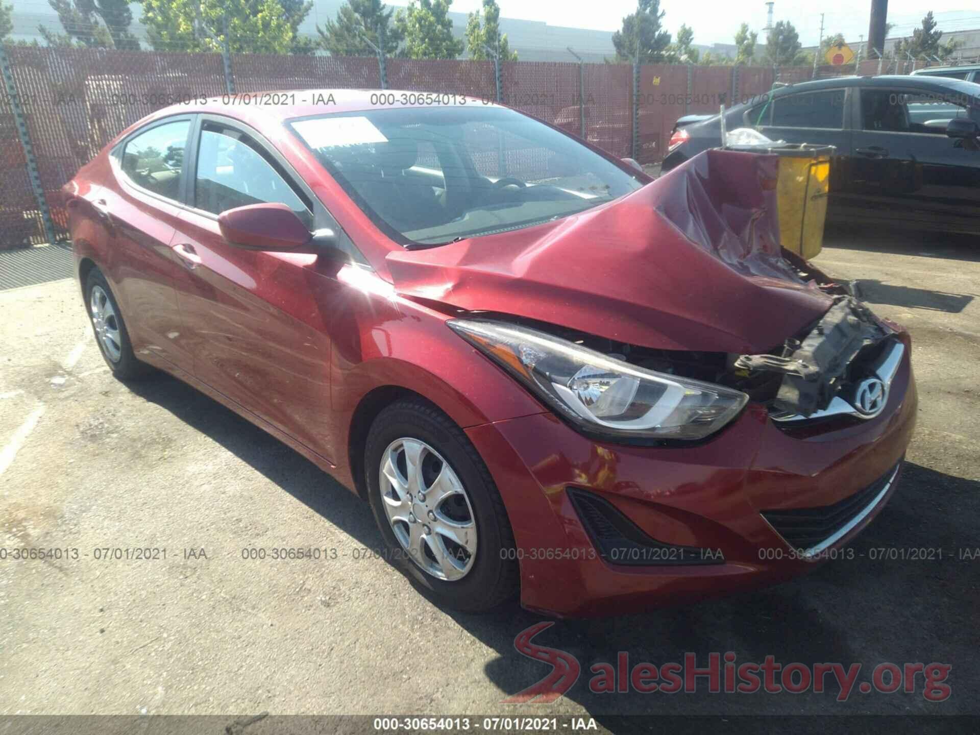 5NPDH4AE9GH756550 2016 HYUNDAI ELANTRA