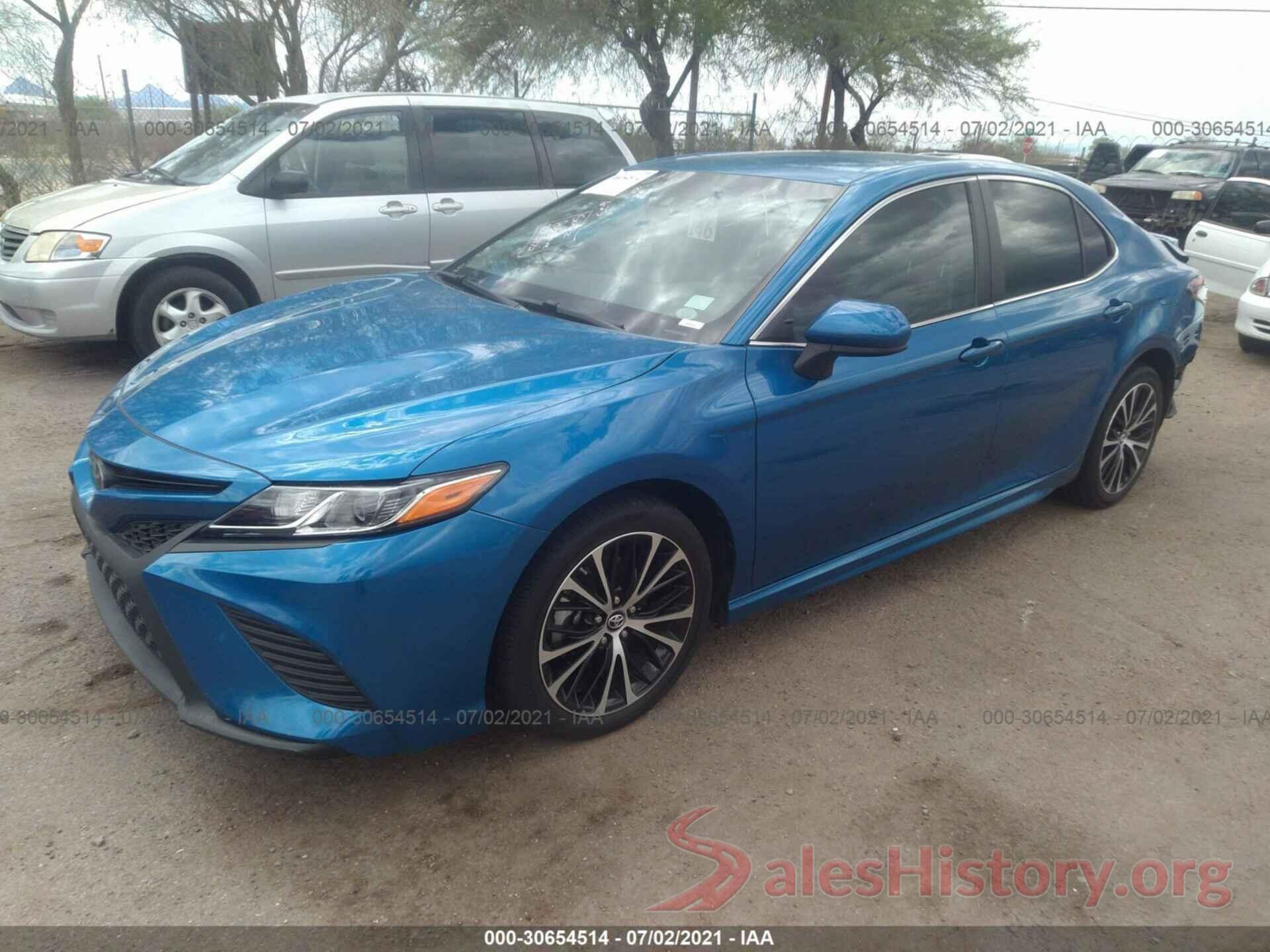 4T1B11HK4JU123422 2018 TOYOTA CAMRY