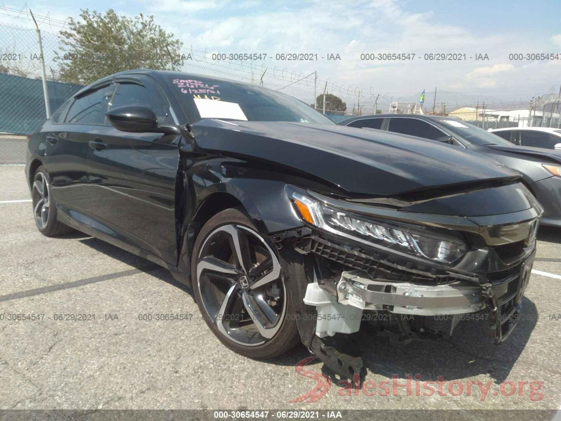 1HGCV1F34JA232538 2018 HONDA ACCORD SEDAN