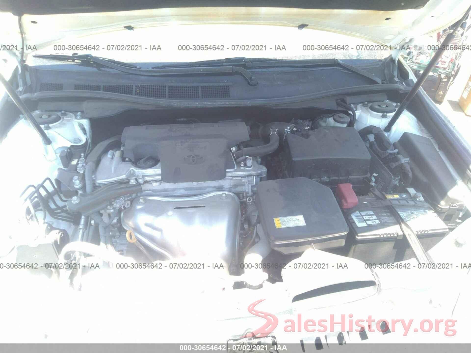 4T4BF1FKXGR555385 2016 TOYOTA CAMRY