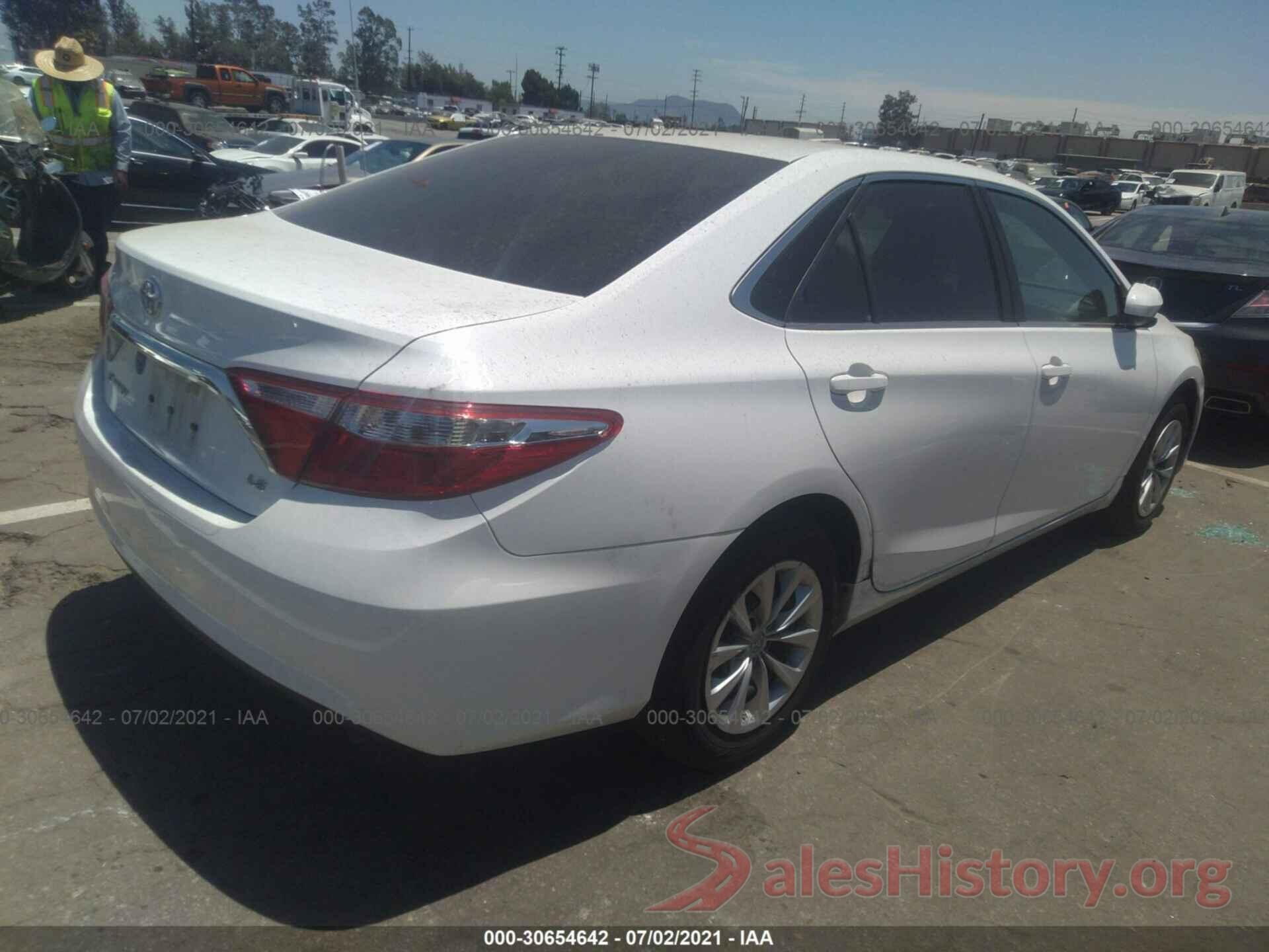 4T4BF1FKXGR555385 2016 TOYOTA CAMRY